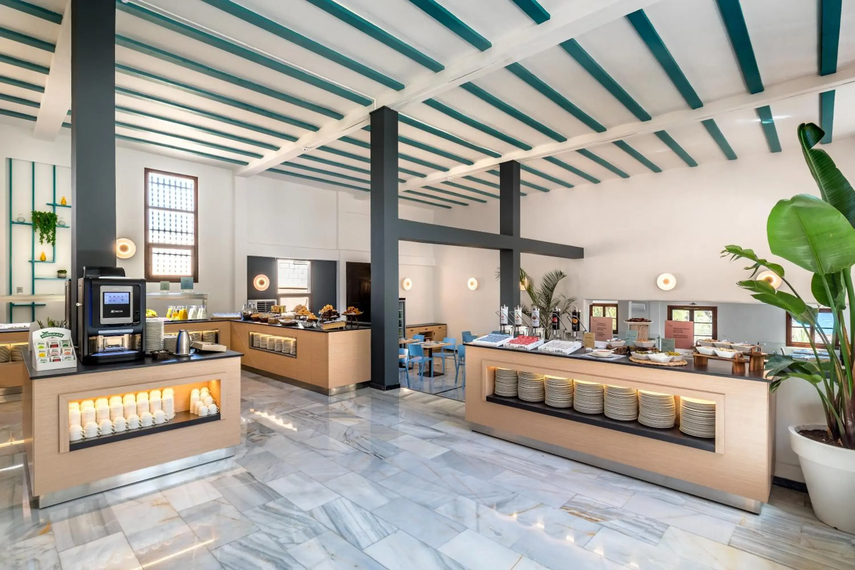 Restaurant/places to eat in Occidental Pueblo Acantilado Restaurant/places to eat in Occidental Pueblo Acantilado