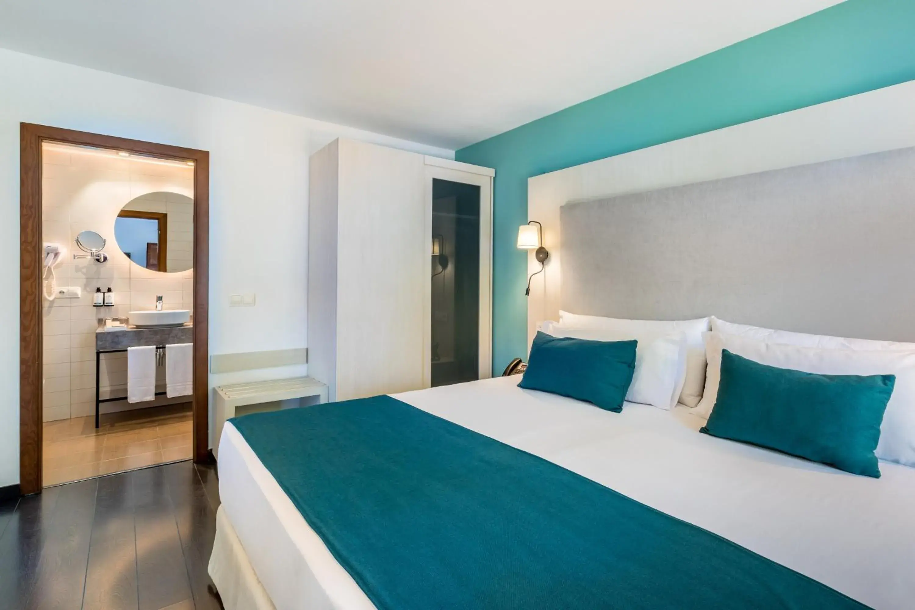 Superior Double Room in Occidental Pueblo Acantilado Superior Double Room in Occidental Pueblo Acantilado