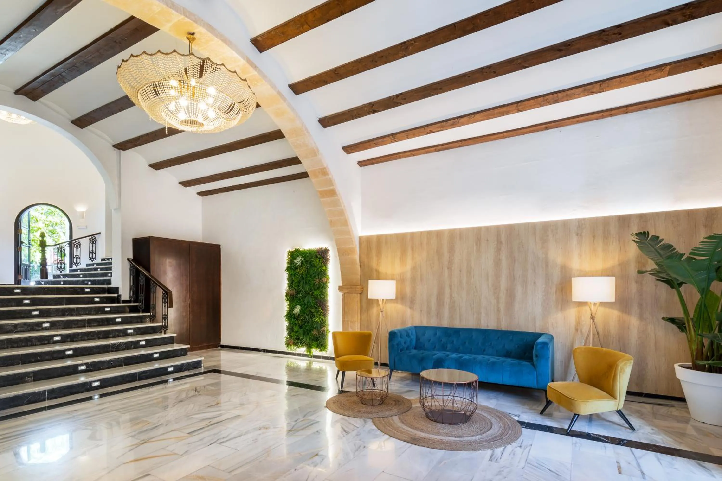 Area and facilities in Occidental Pueblo Acantilado