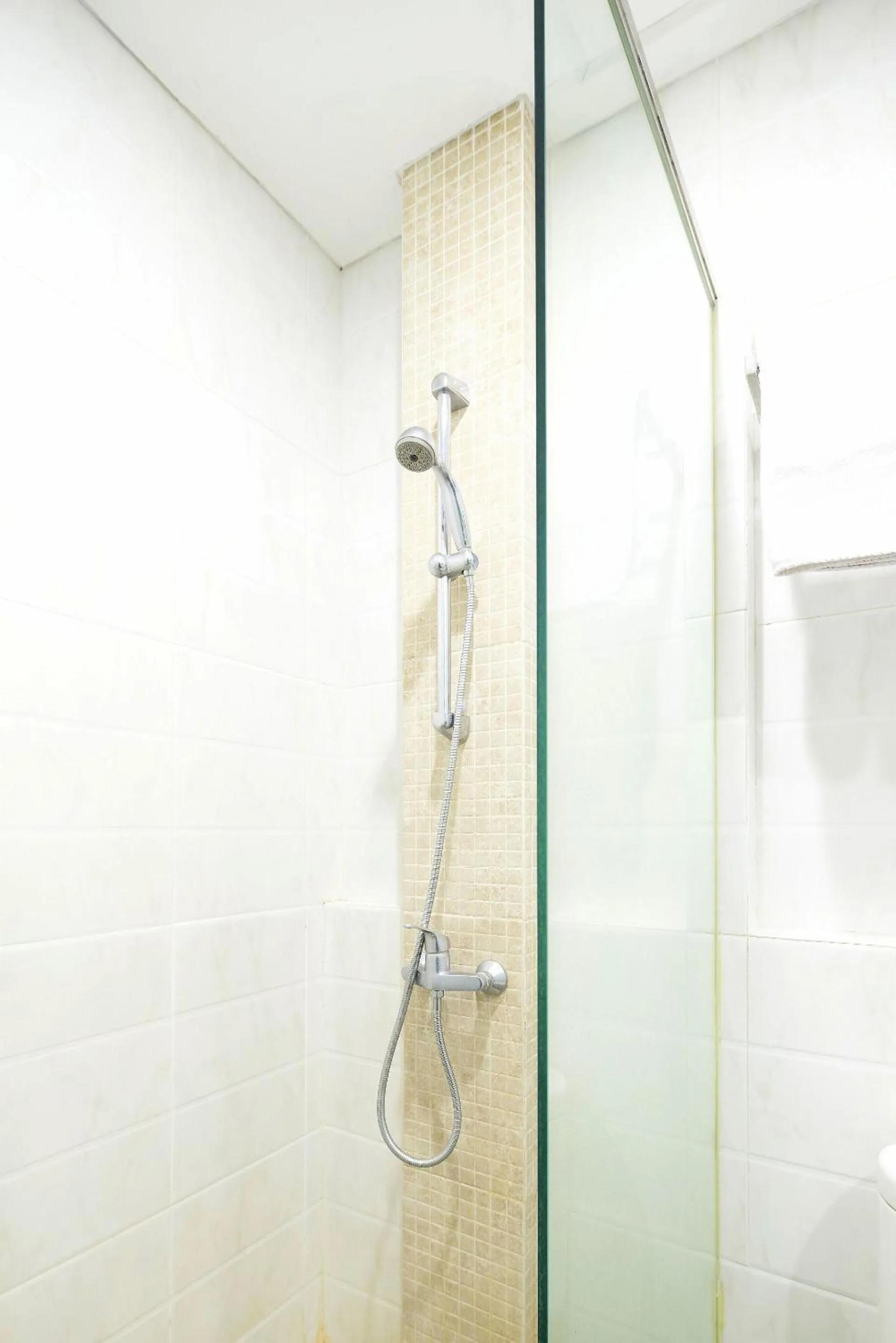 Bathroom in Prasada Mansion Sudirman