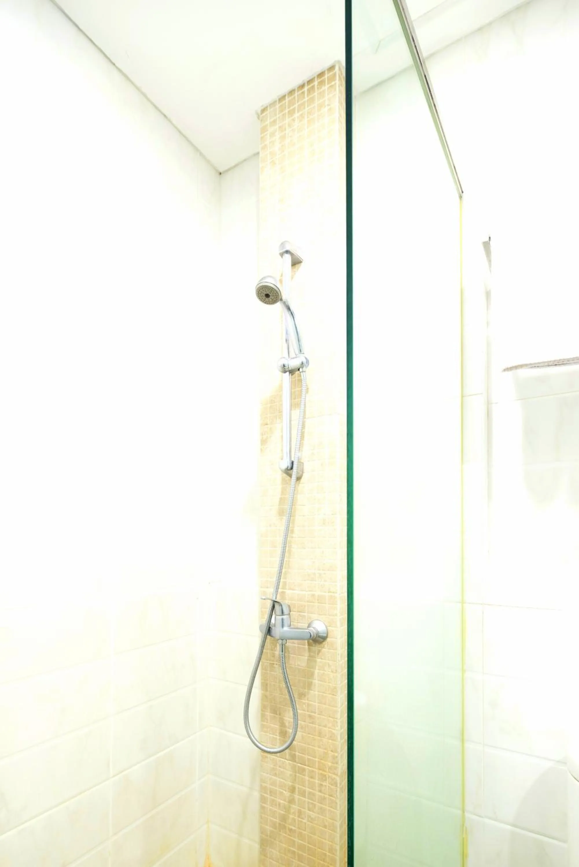 Bathroom in Prasada Mansion Sudirman