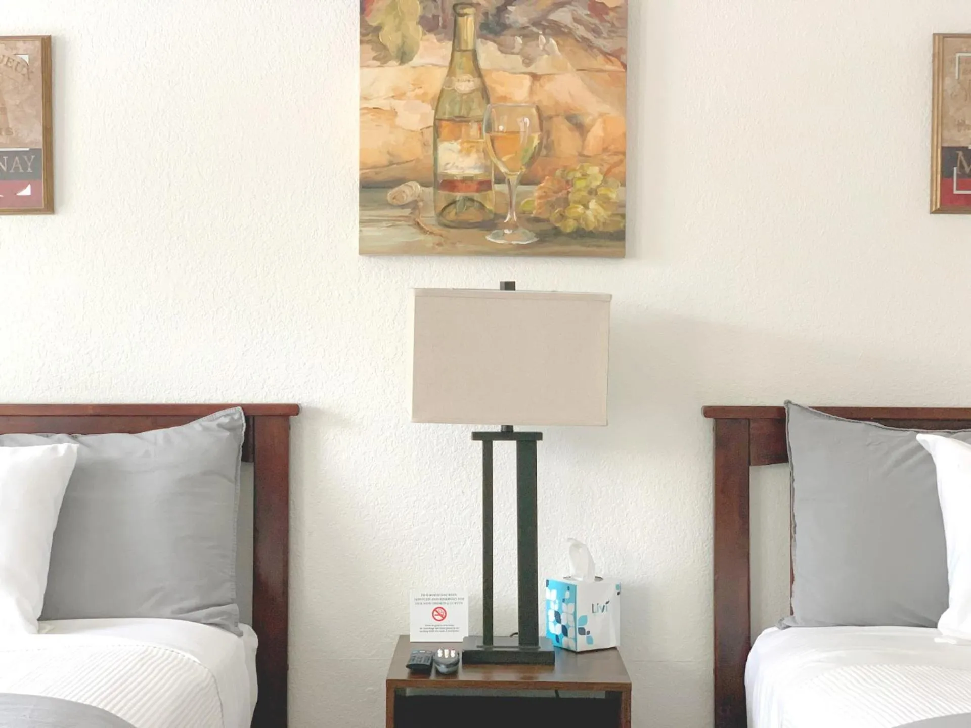 Bed in Carlin's Cottage Court