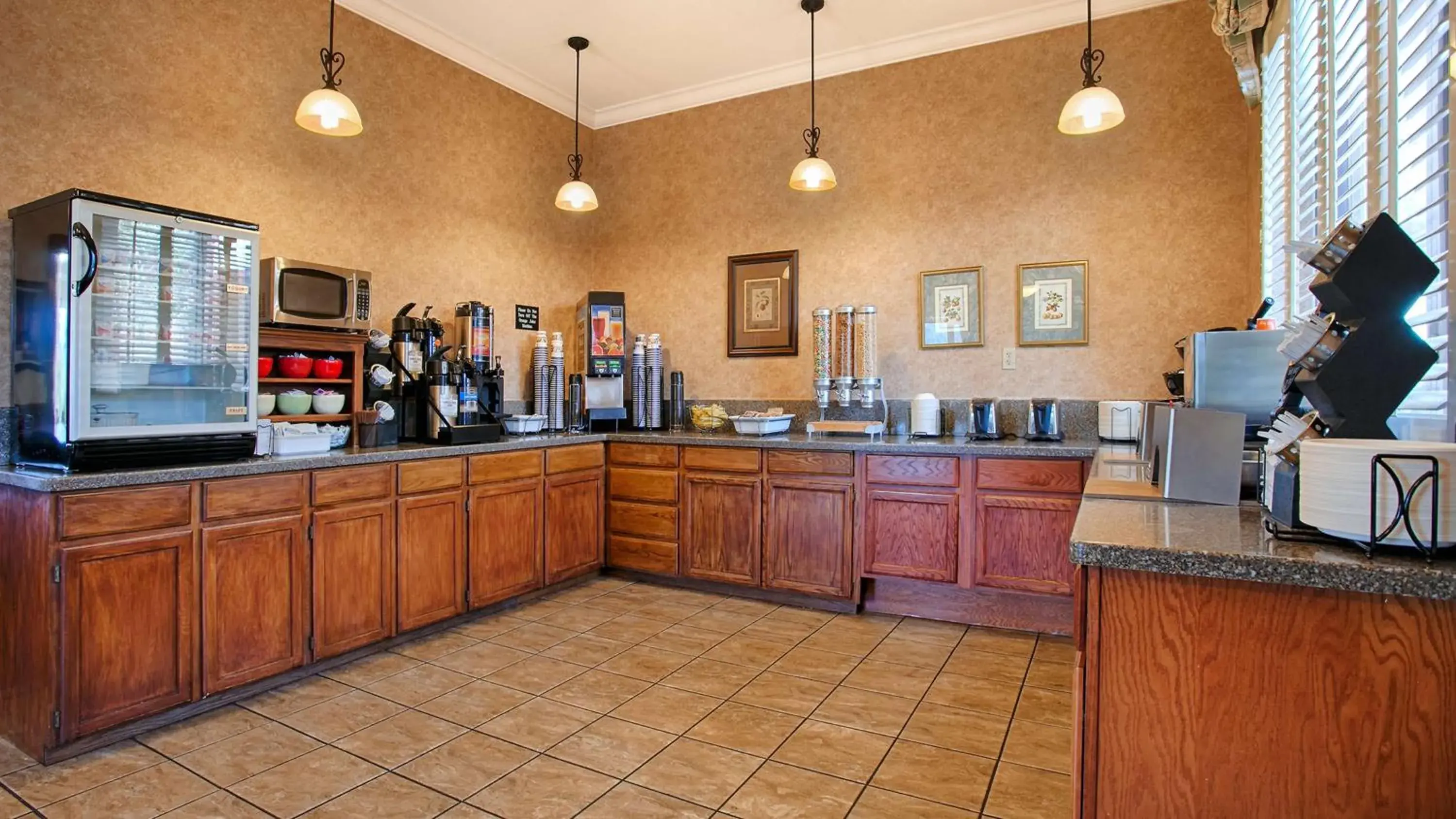 Restaurant/places to eat in Best Western Plus Humboldt House Inn Restaurant/places to eat in Best Western Plus Humboldt House Inn