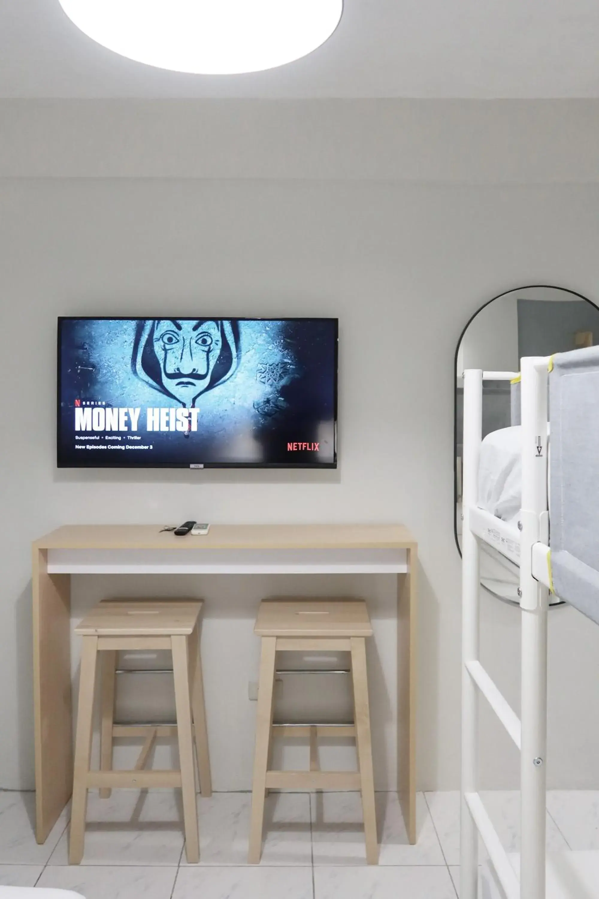 TV and multimedia, Bed in Dragonfly Apartments and Transient House TV and multimedia, Bed in Dragonfly Apartments and Transient House