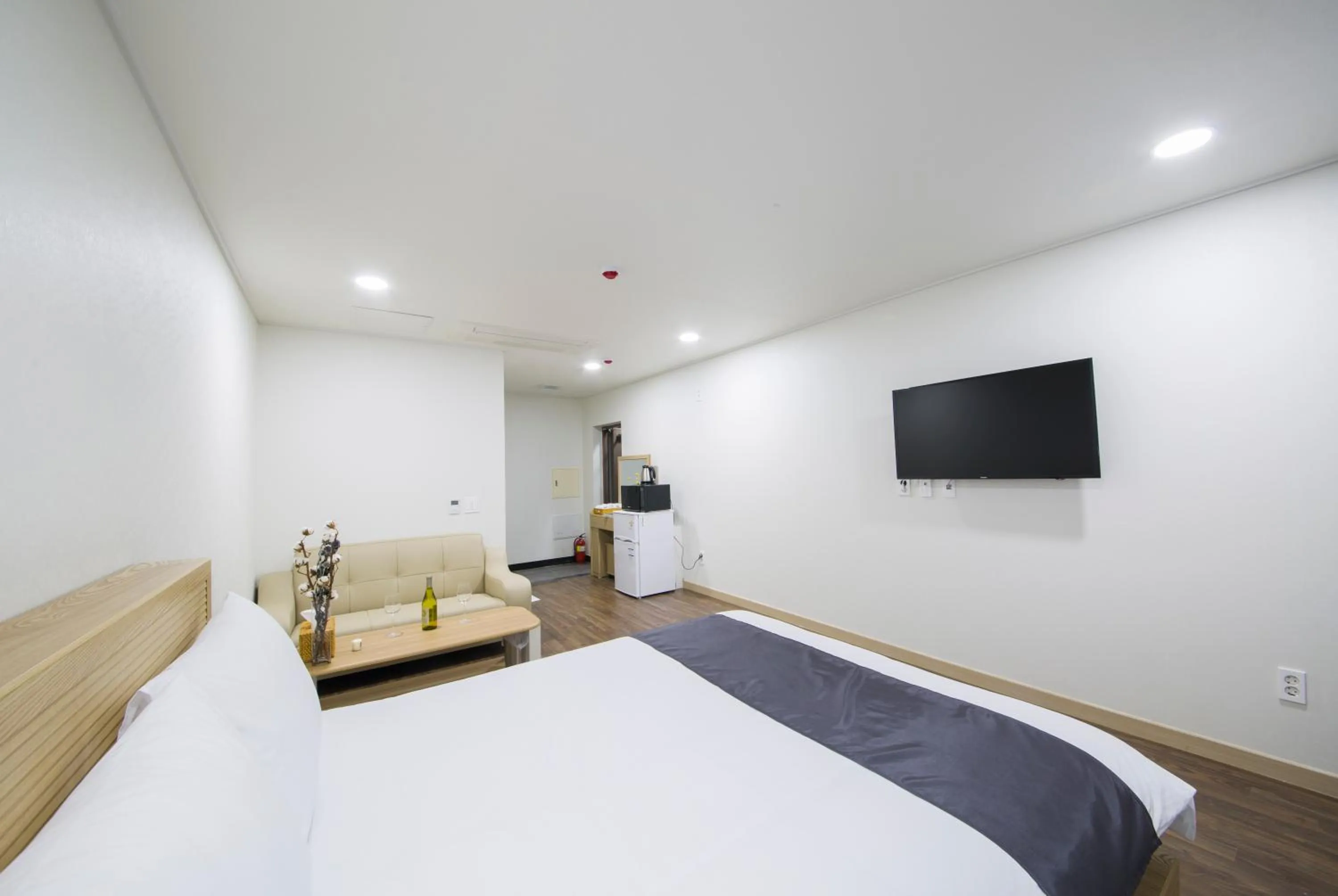 Bed in J Raum Resort