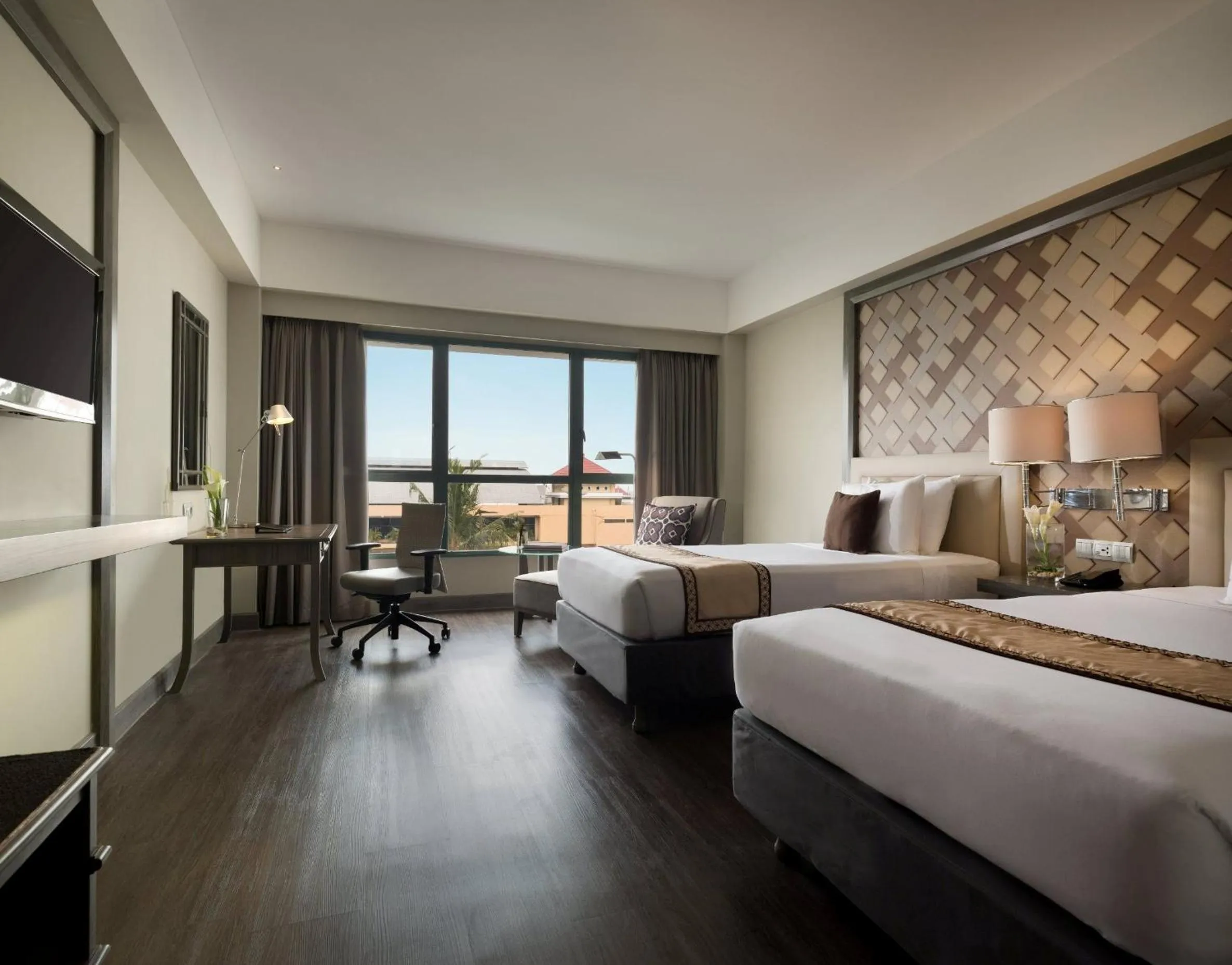 Seating area, Bed in Melia Purosani Yogyakarta