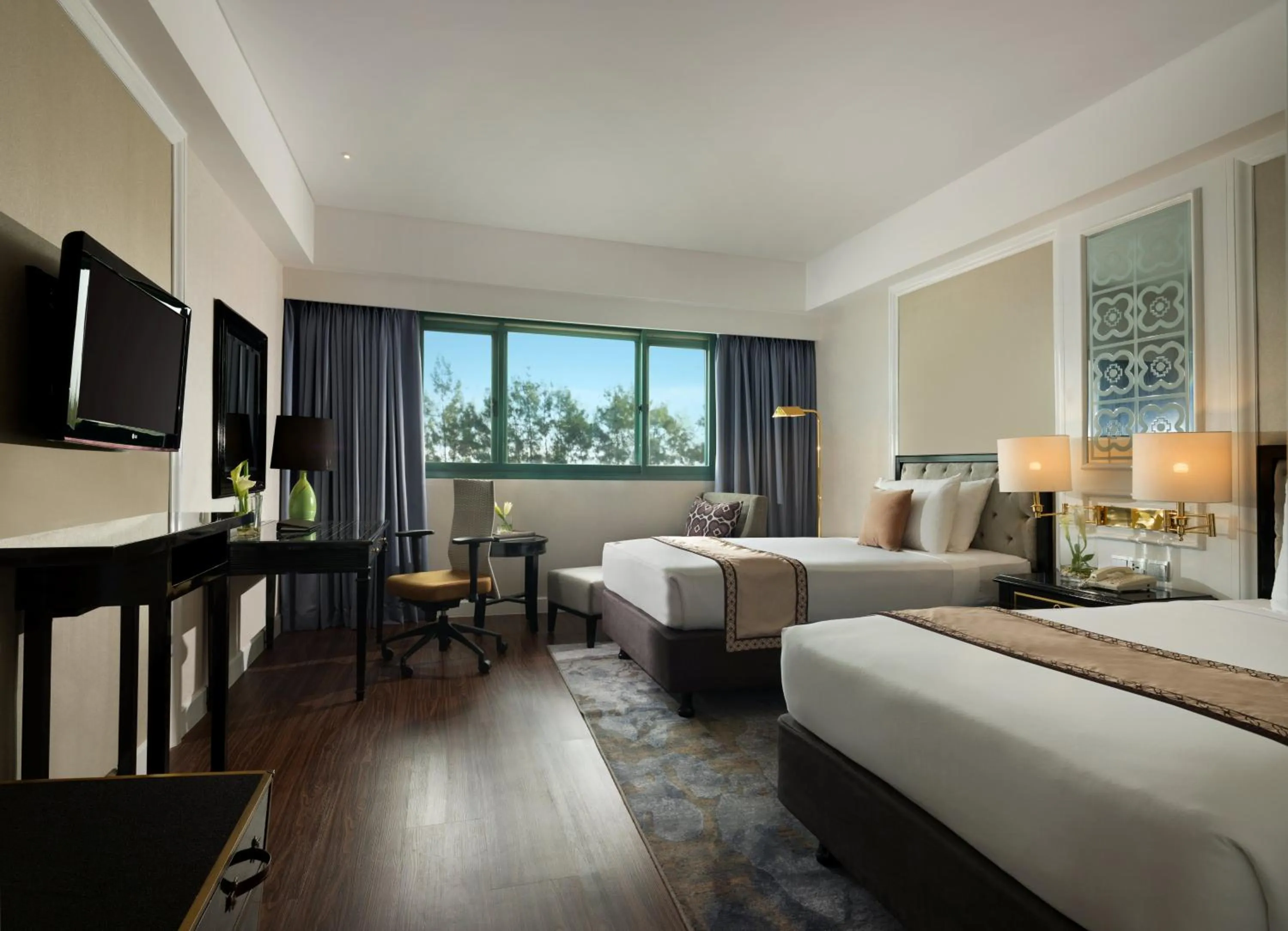 Bedroom, Bed in Melia Purosani Yogyakarta