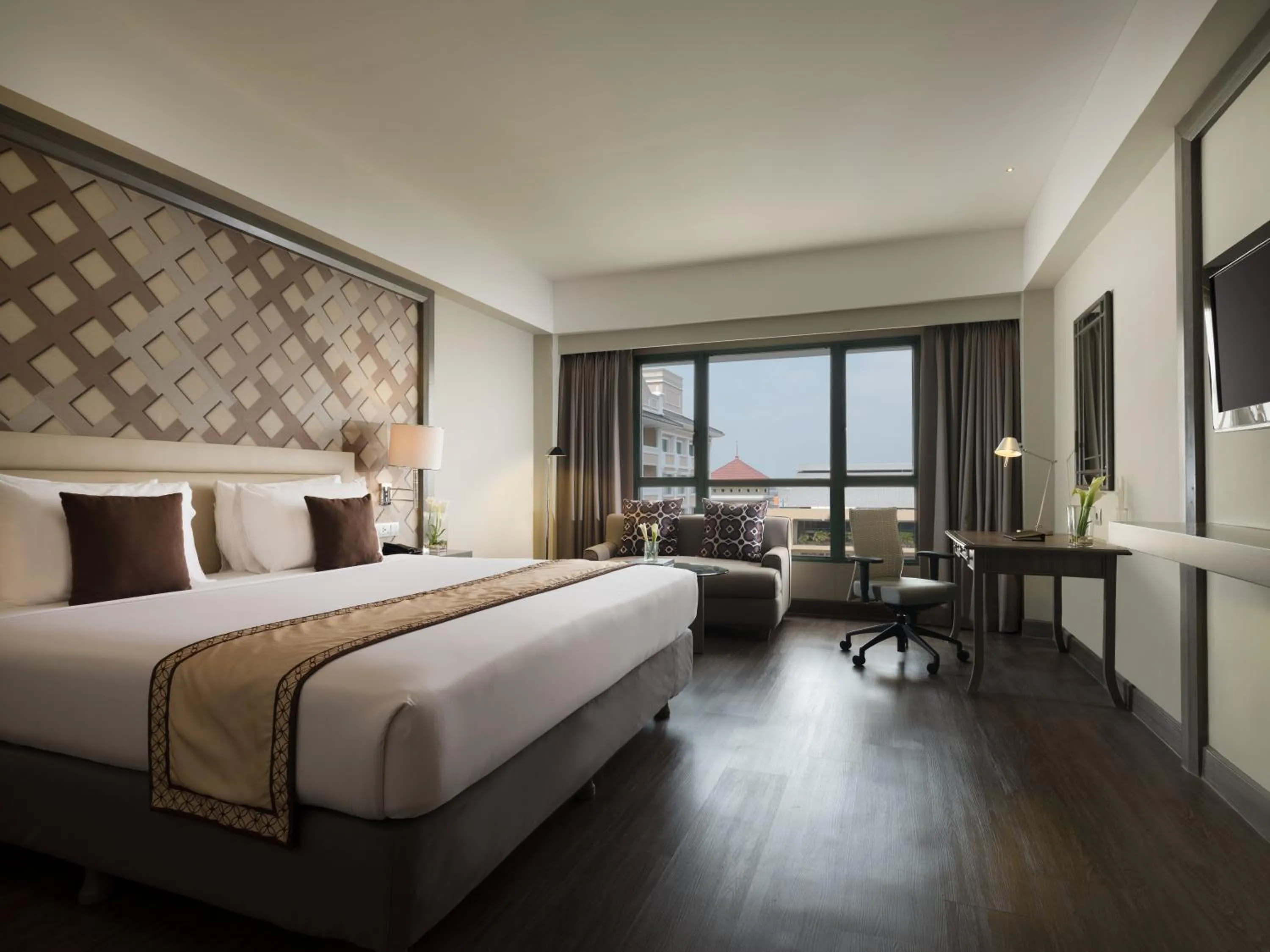 Bedroom, Bed in Melia Purosani Yogyakarta