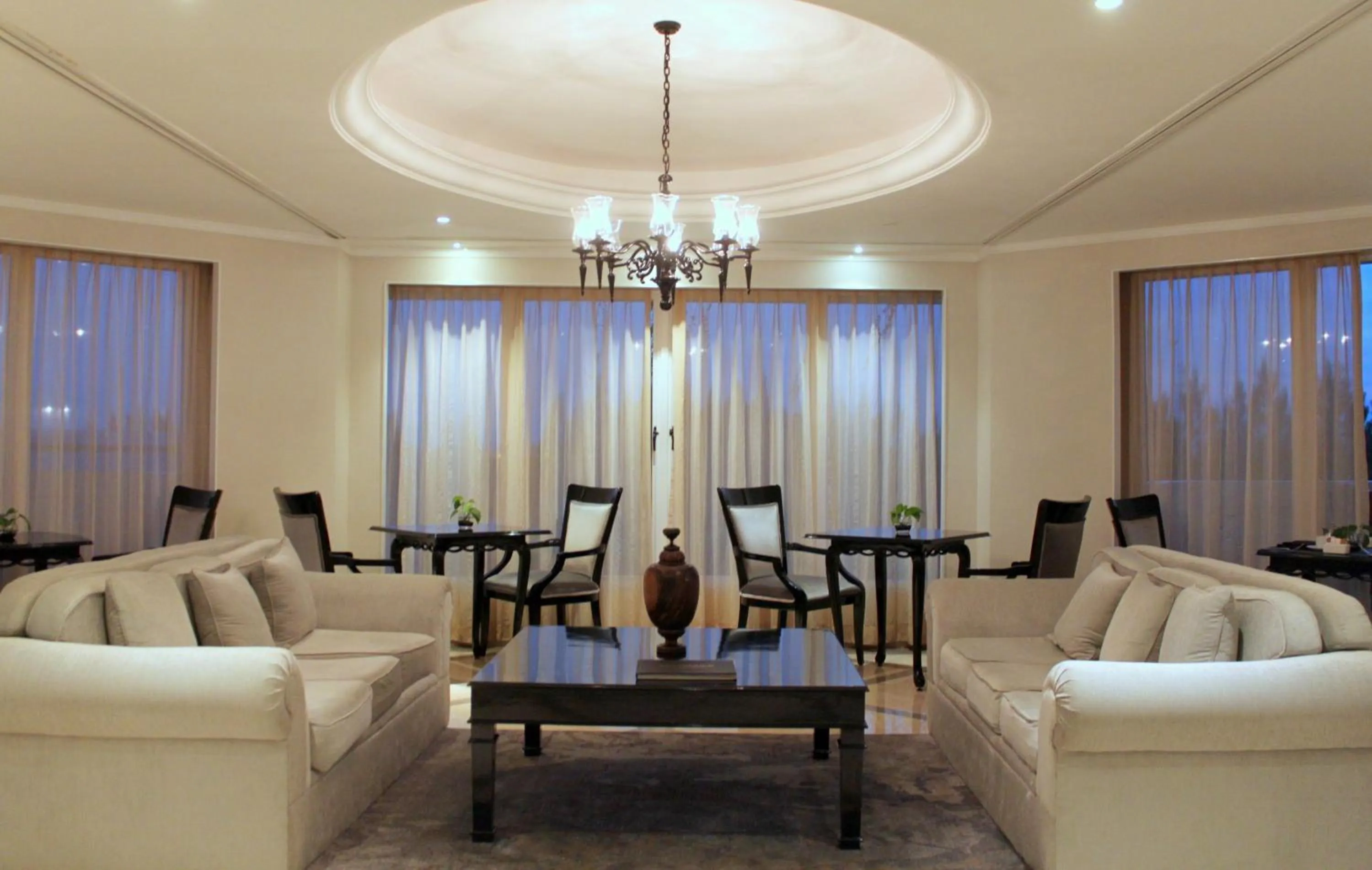 Lounge or bar in Melia Purosani Yogyakarta