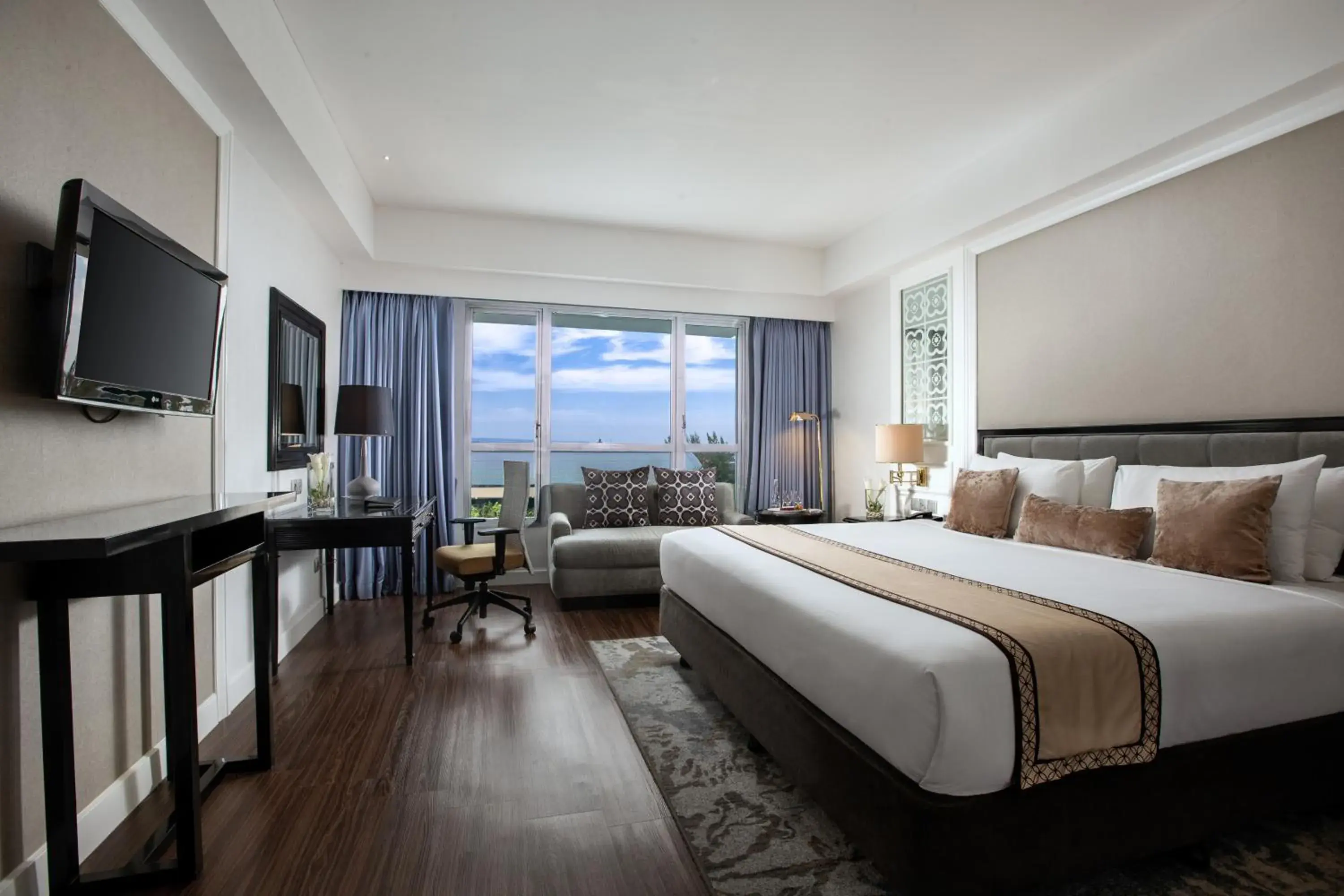 View (from property/room), Bed in Melia Purosani Yogyakarta View (from property/room), Bed in Melia Purosani Yogyakarta