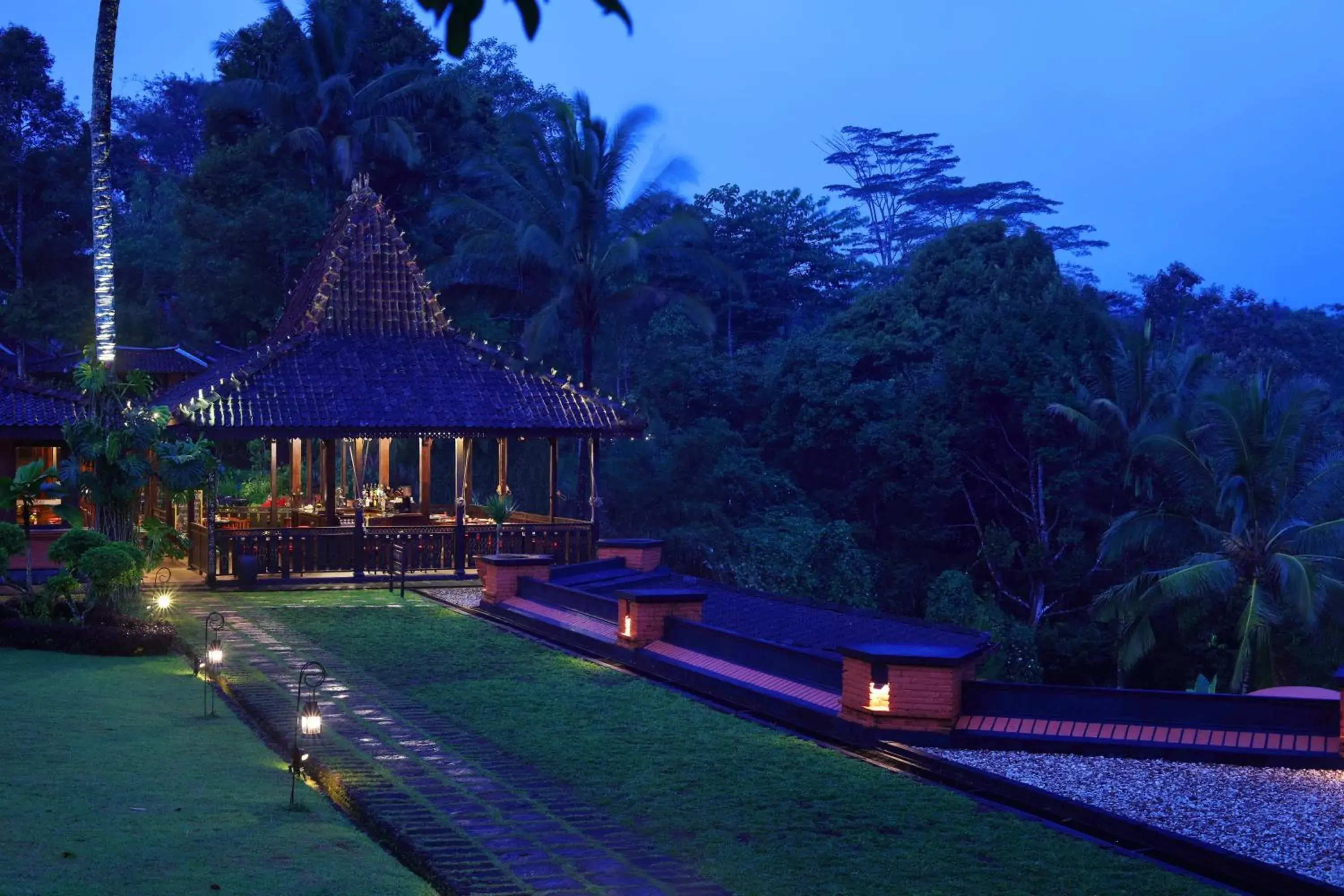 Restaurant/places to eat in MesaStila Resort and Spa Restaurant/places to eat in MesaStila Resort and Spa