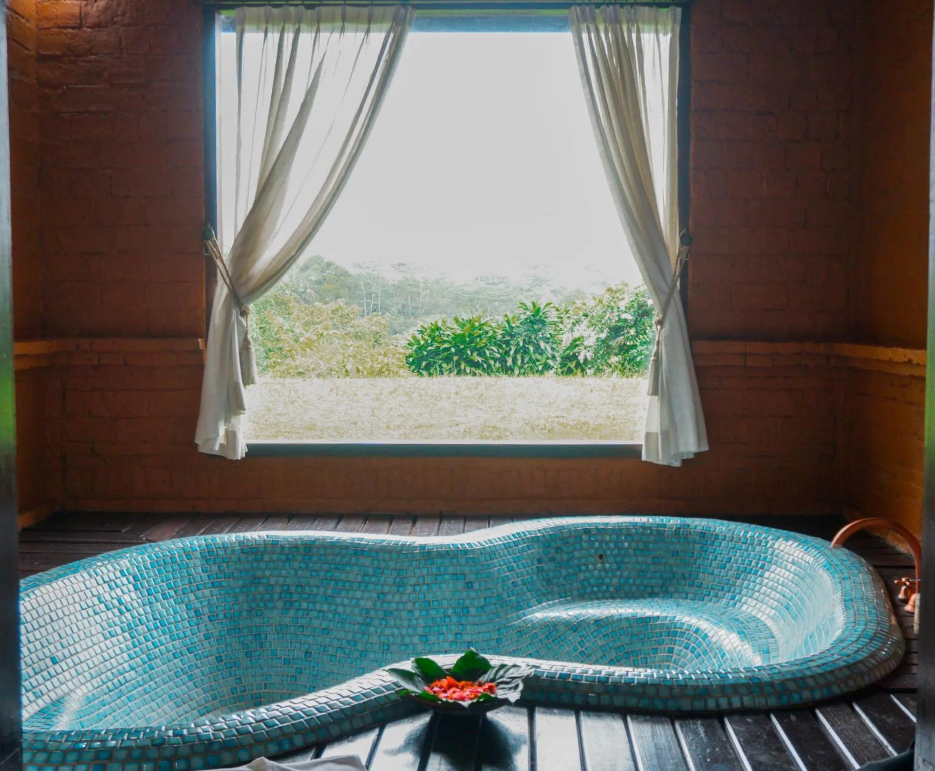 Bath in MesaStila Resort and Spa