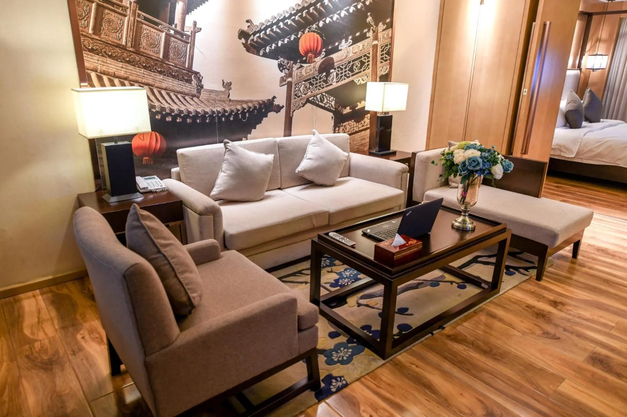 Deluxe Suite - Train Station Free Pick-up in Water Hotel, Pingyao