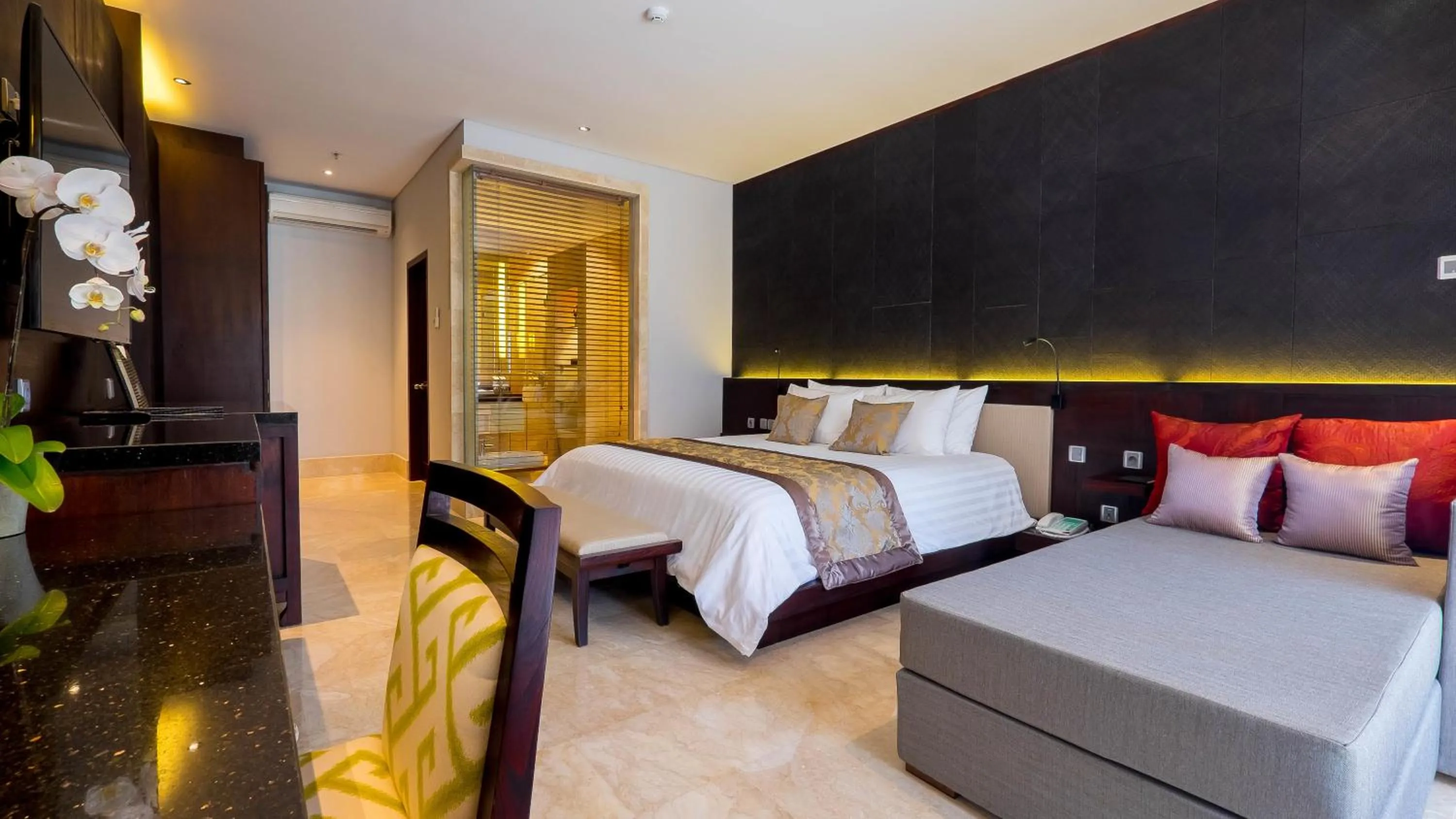 Photo of the whole room, Bed in Puri Santrian Beach Resort And Spa