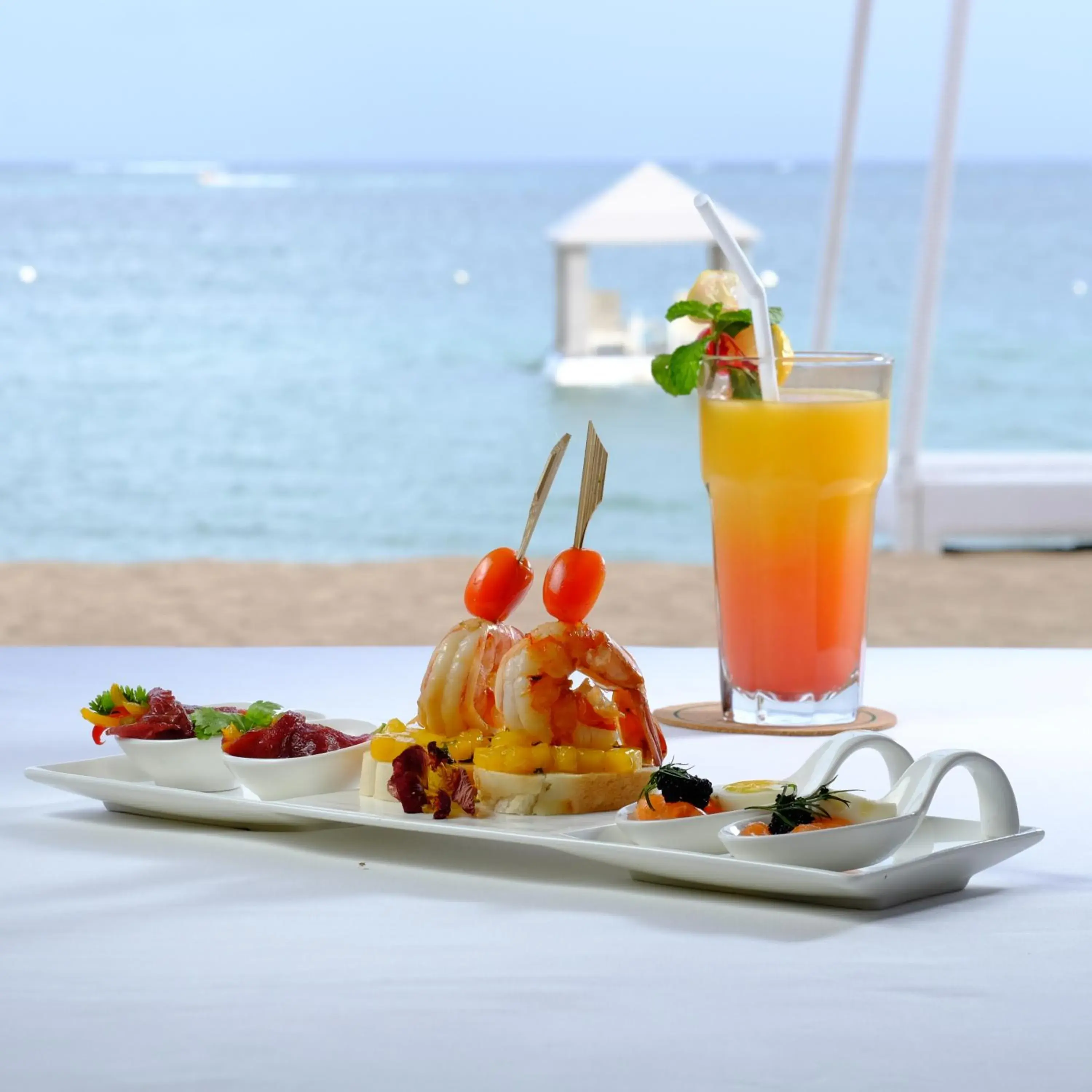 Restaurant/places to eat in Puri Santrian Beach Resort And Spa Restaurant/places to eat in Puri Santrian Beach Resort And Spa