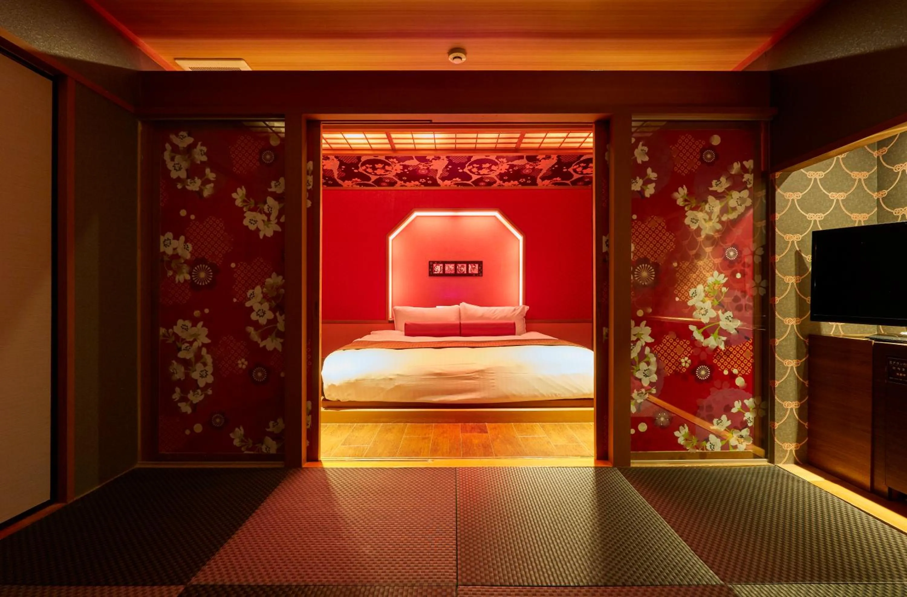 Photo of the whole room, Bed in HOTEL LOVE