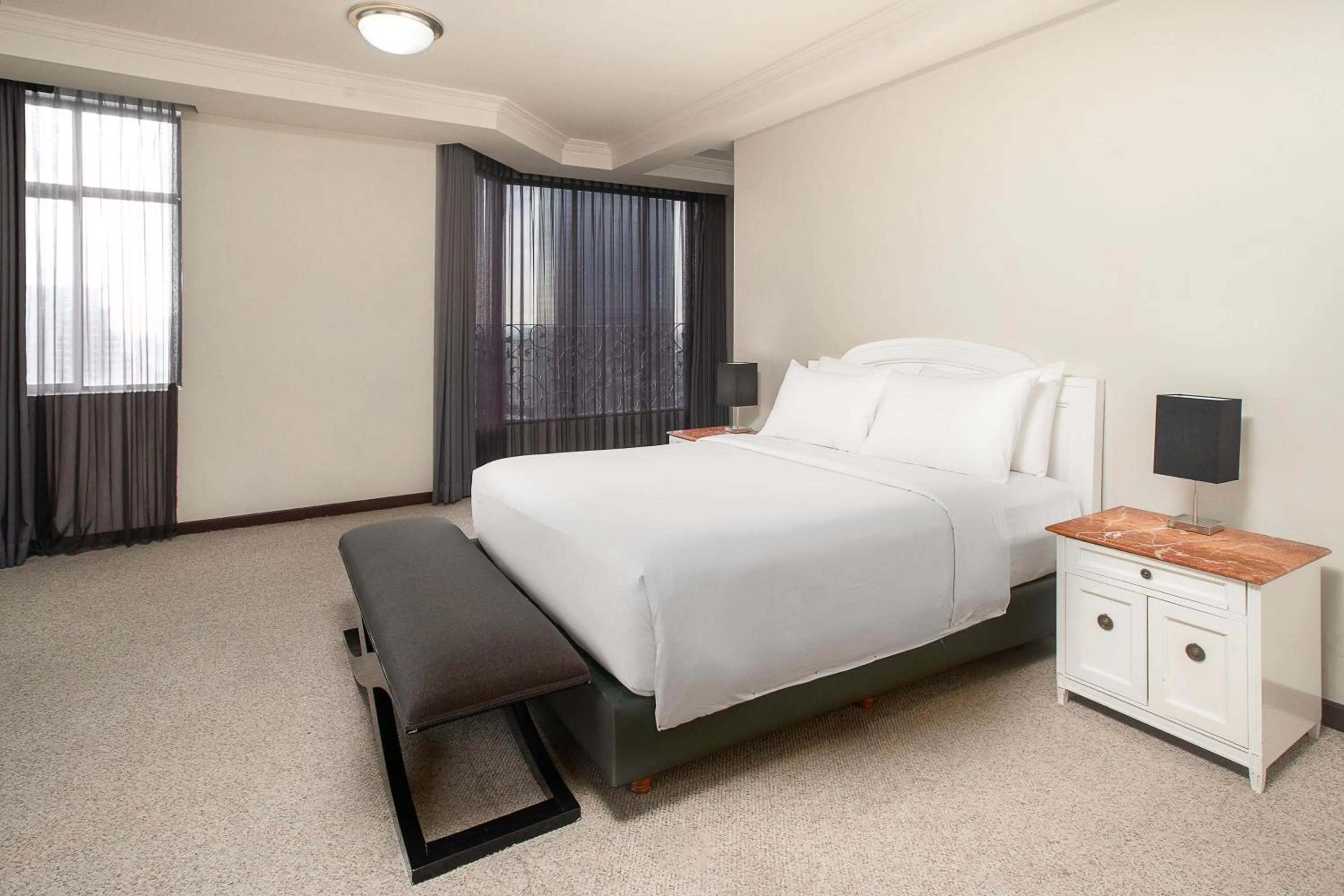 Bed in Aryaduta Suite Semanggi