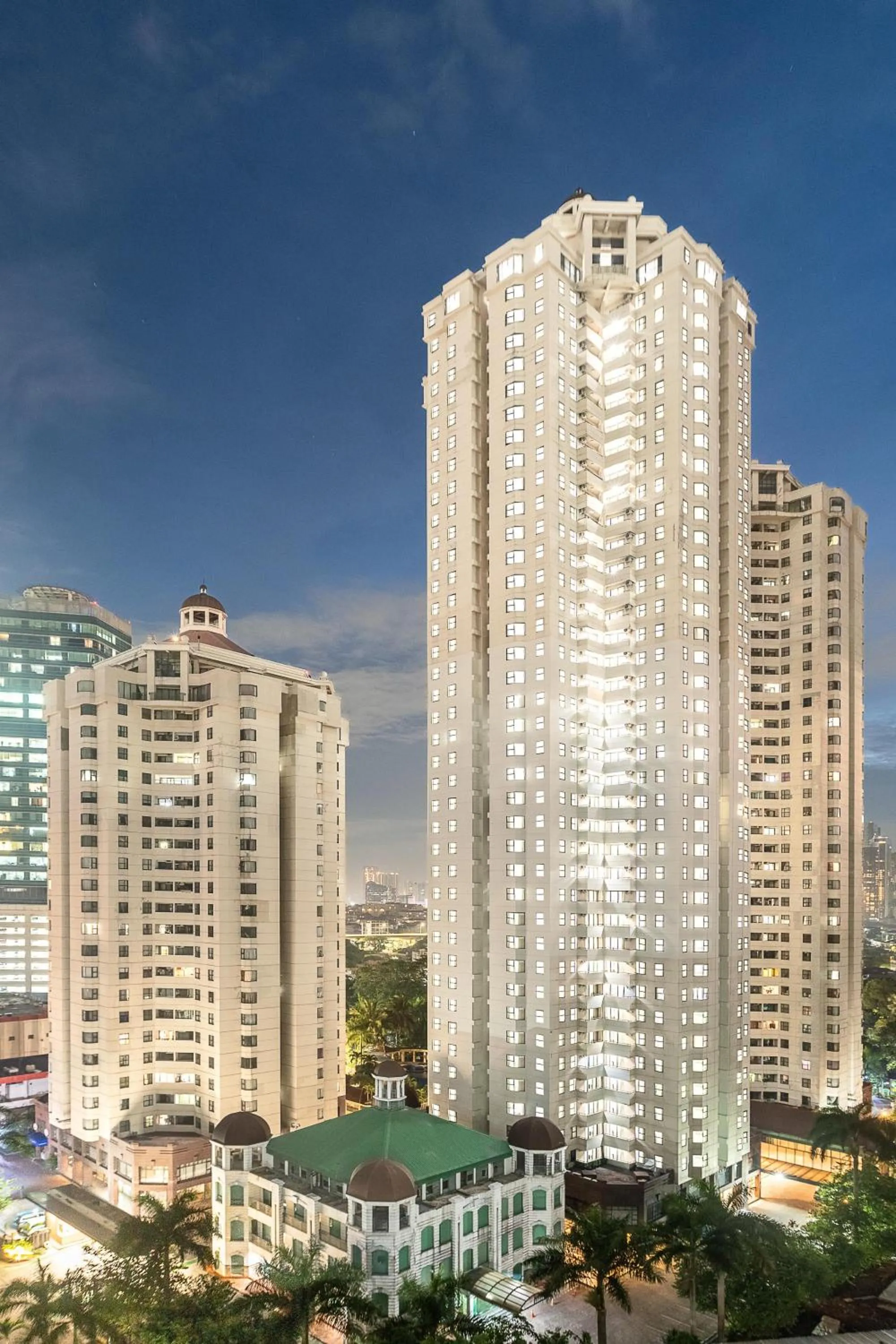 Property building in Aryaduta Suite Semanggi