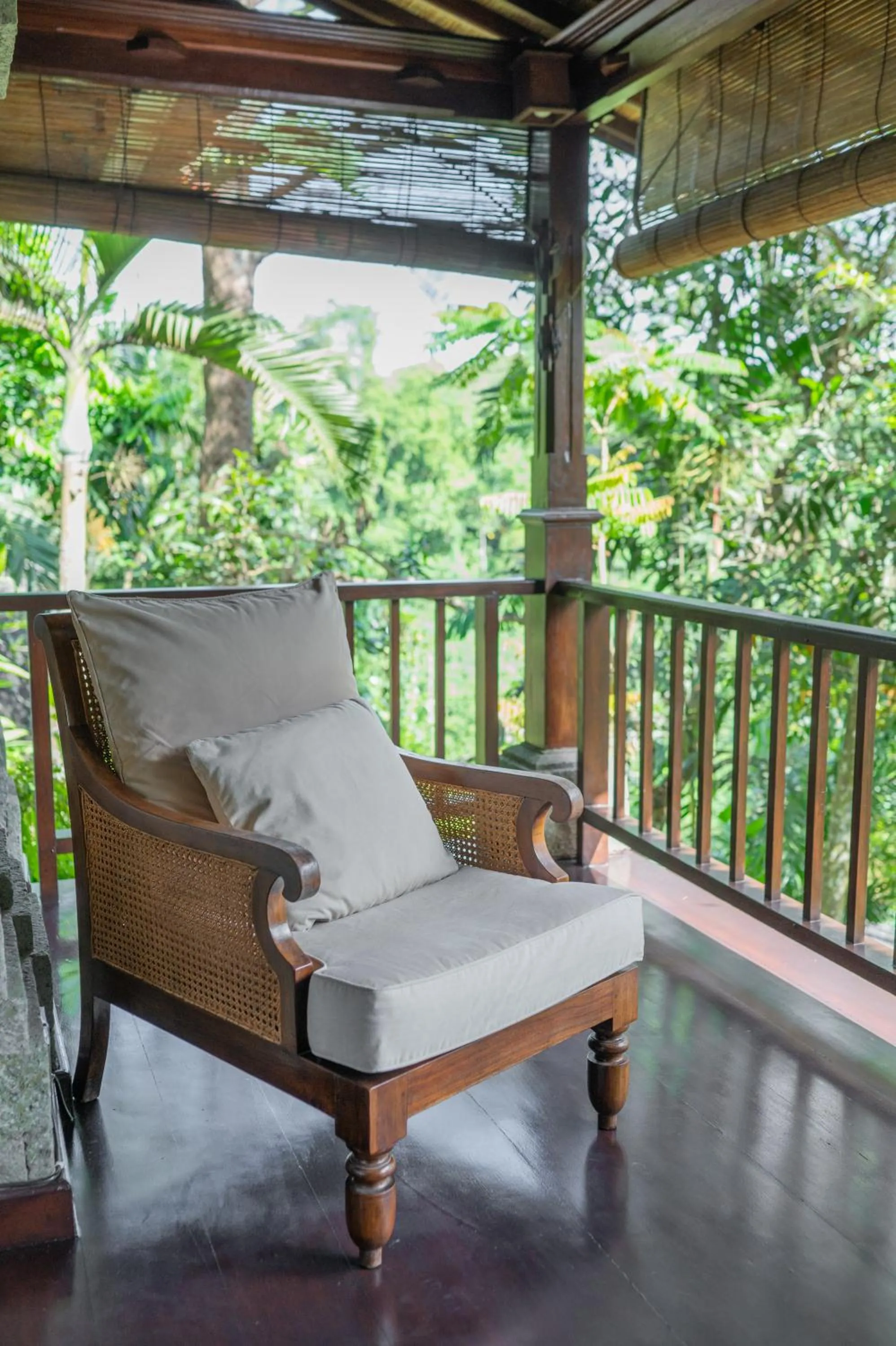 Seating area in Ibah