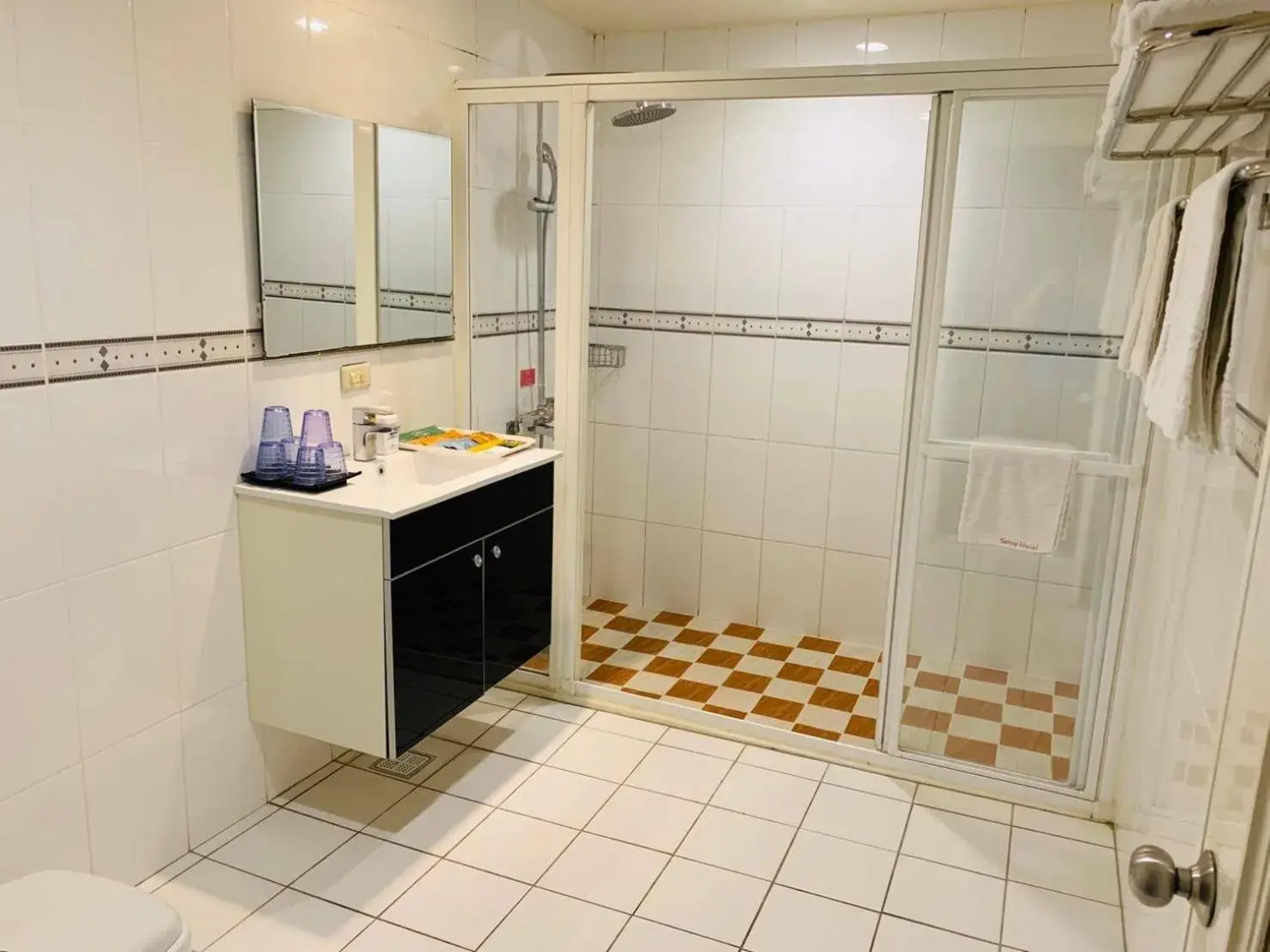 Quadruple Room with Private Bathroom in Kaishen Sinsu Hotel Quadruple Room with Private Bathroom in Kaishen Sinsu Hotel