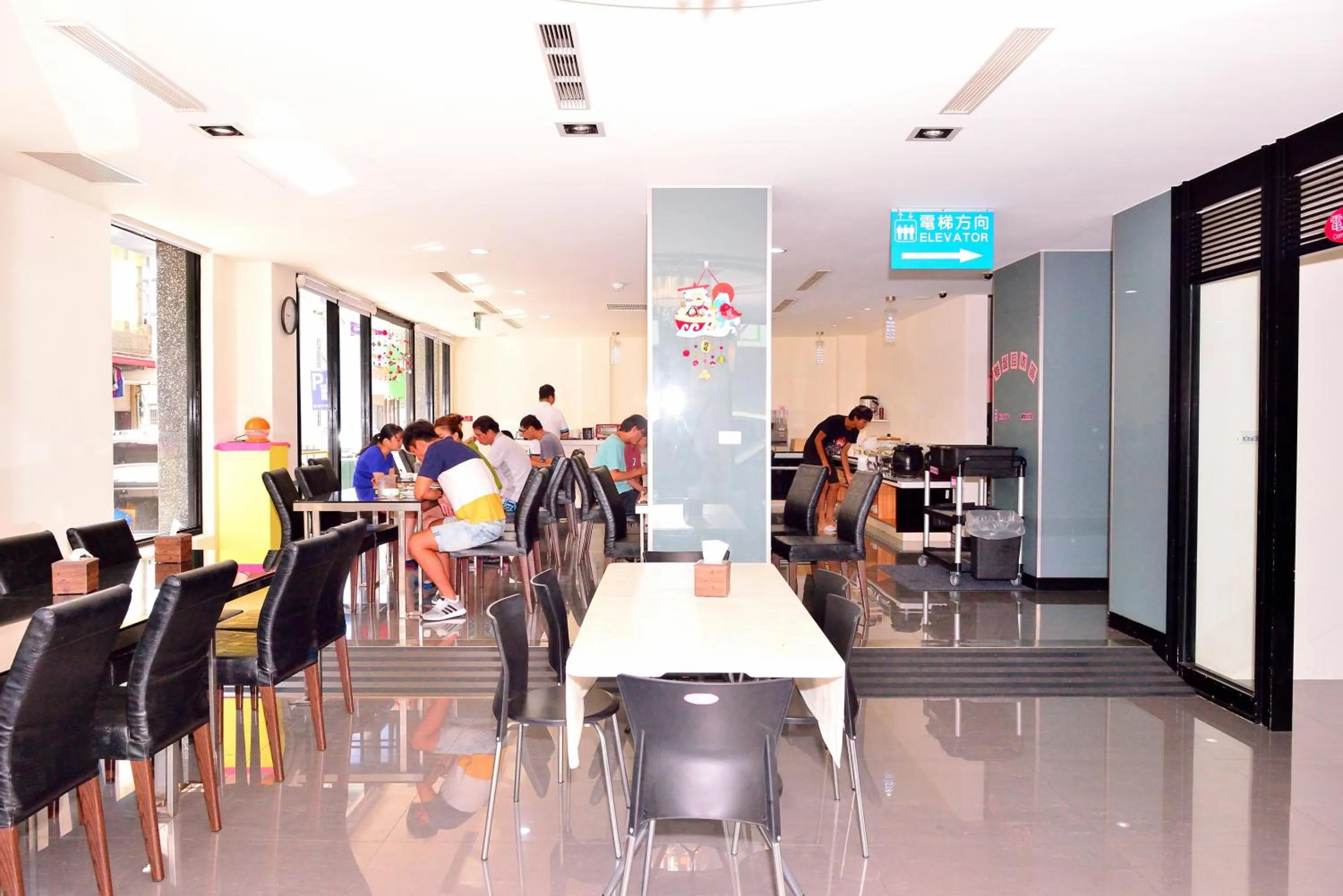 Restaurant/places to eat in Kaishen Sinsu Hotel