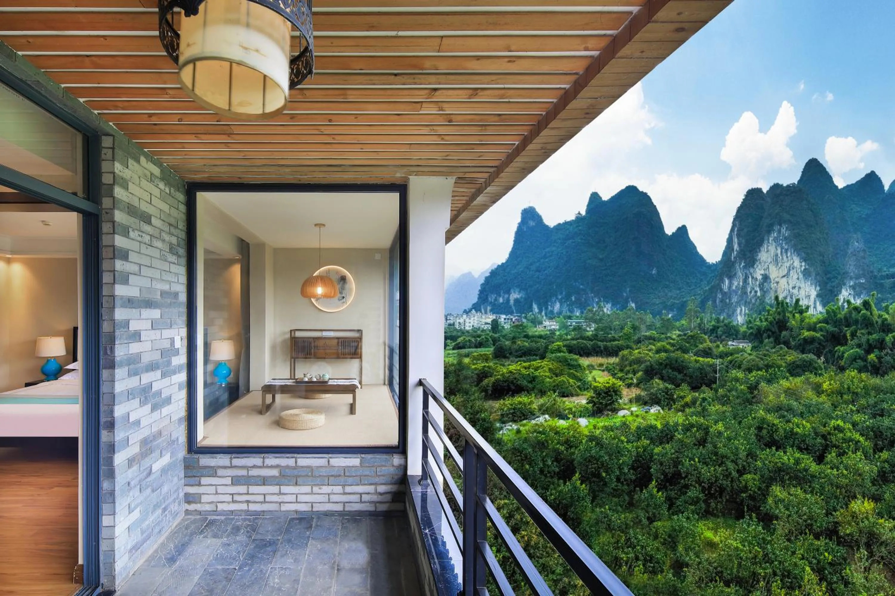 Yangshuo Lijiang Island Riverside Resort -Free pick up service and local guide walking along the river