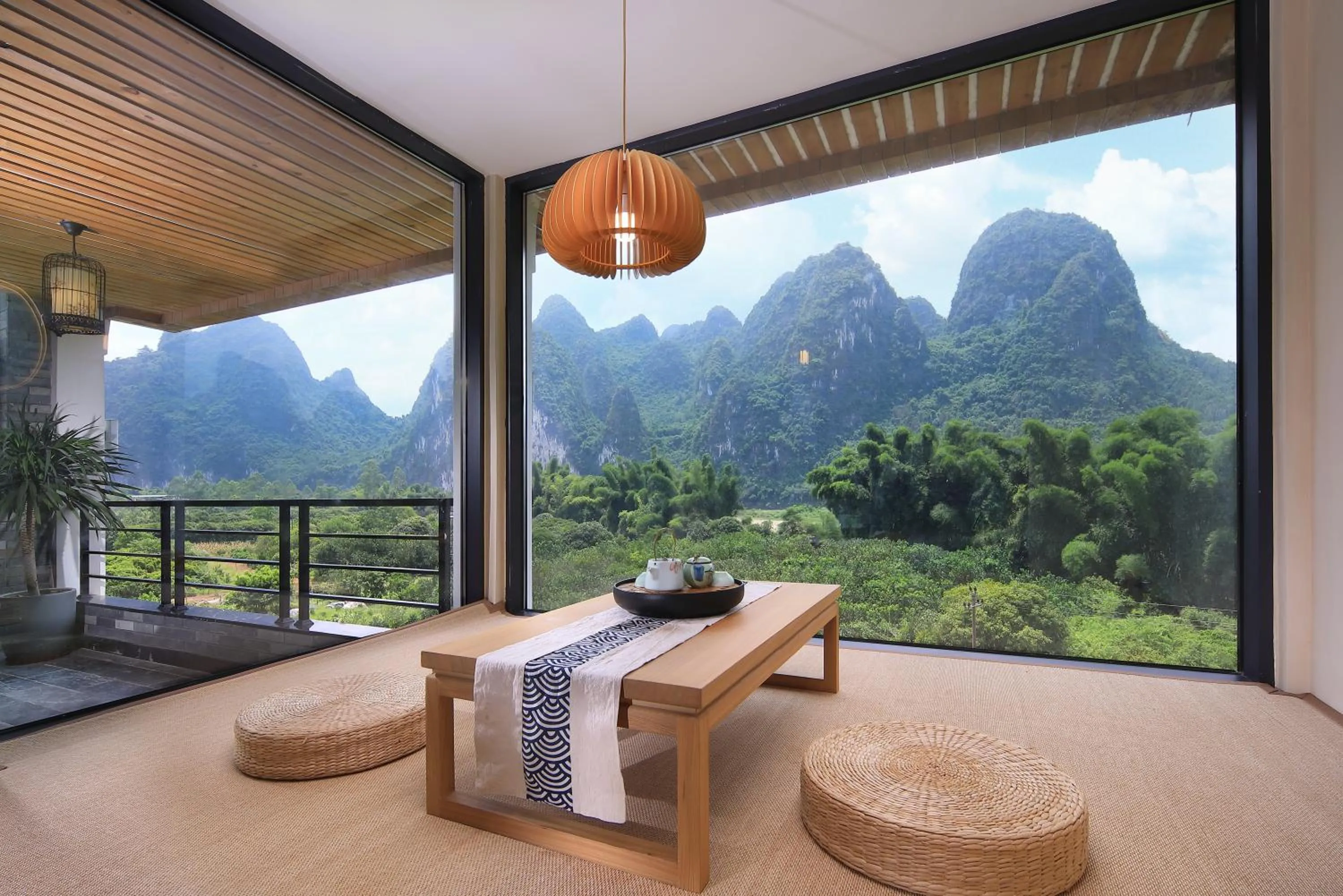 Yangshuo Lijiang Island Riverside Resort -Free pick up service and local guide walking along the river
