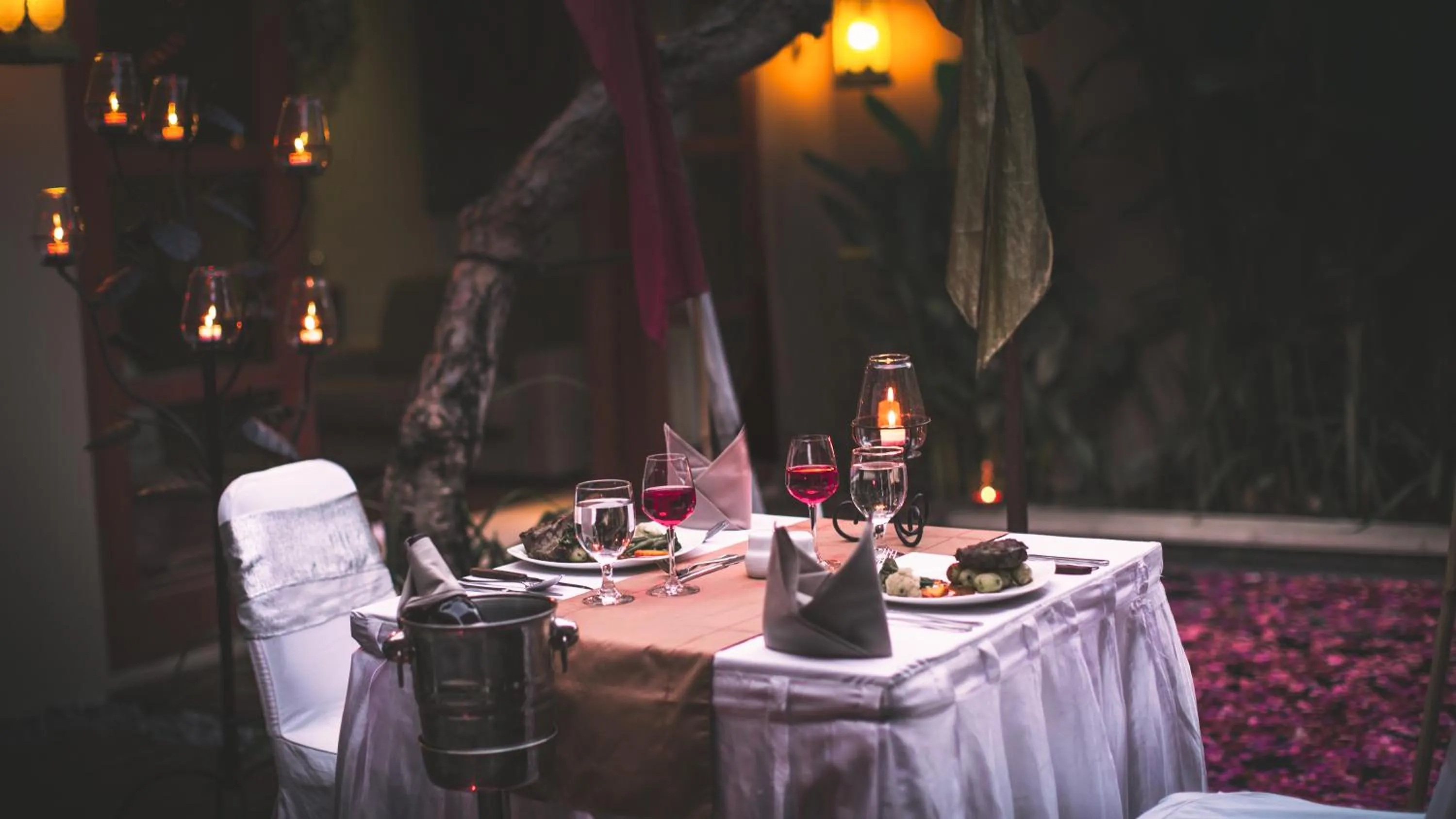 Swimming pool in Aria Exclusive Villas & SPA