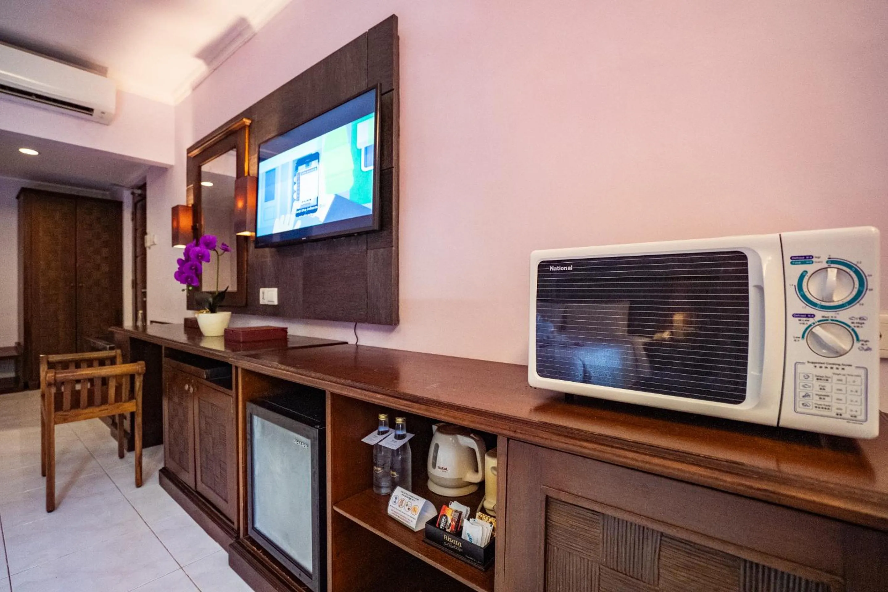 TV and multimedia in Risata Bali Resort & Spa