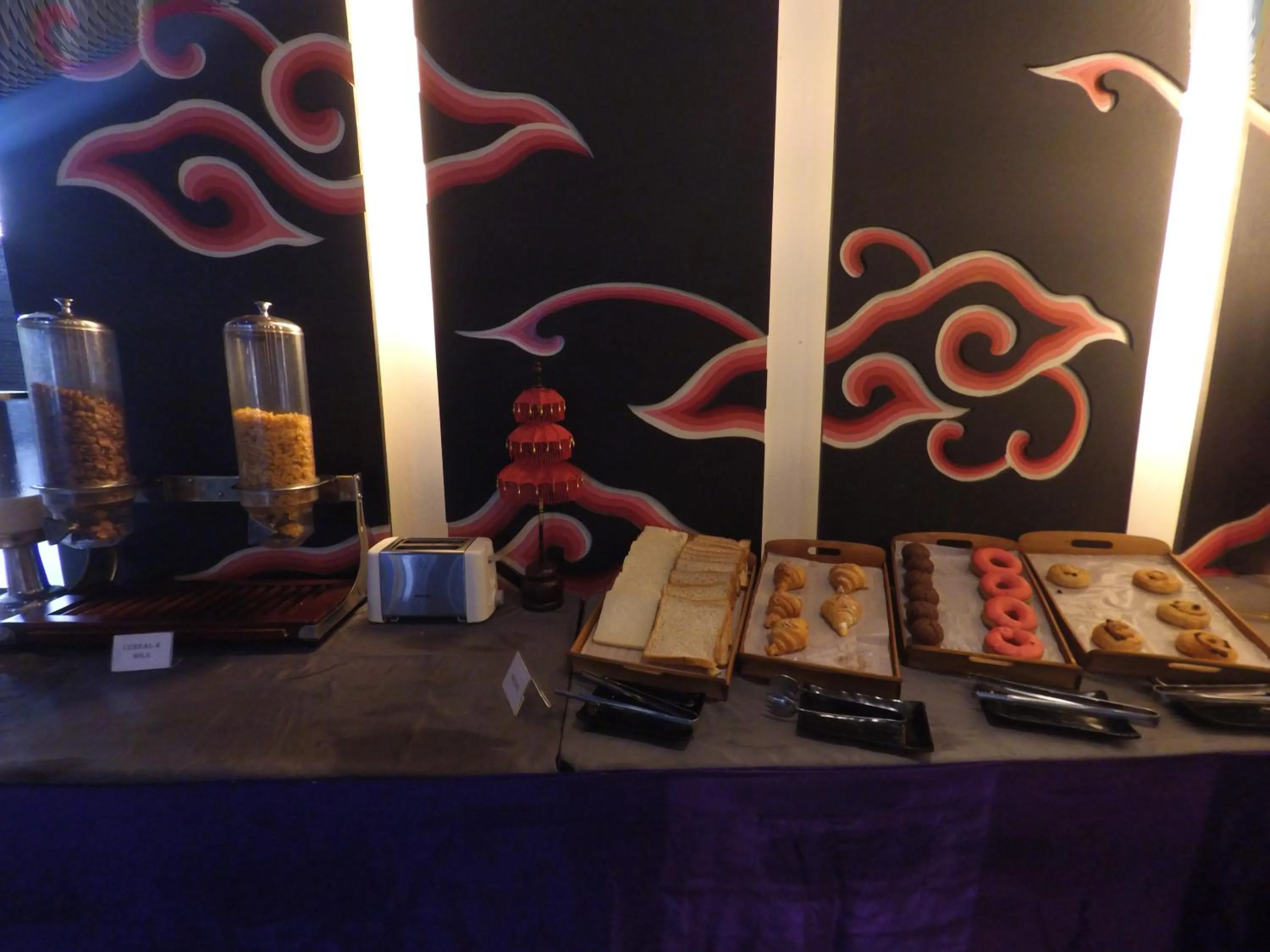 American breakfast in The Radiant Hotel