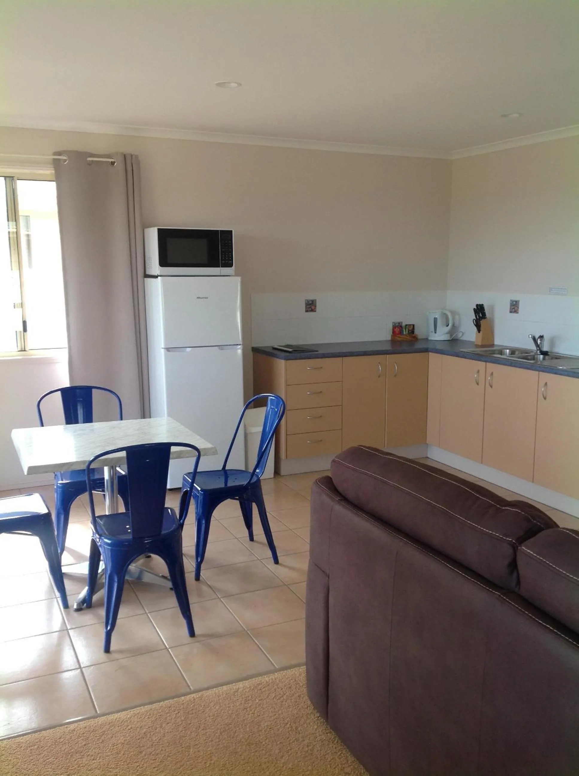 Kitchen or kitchenette in Lake Barra Cottages
