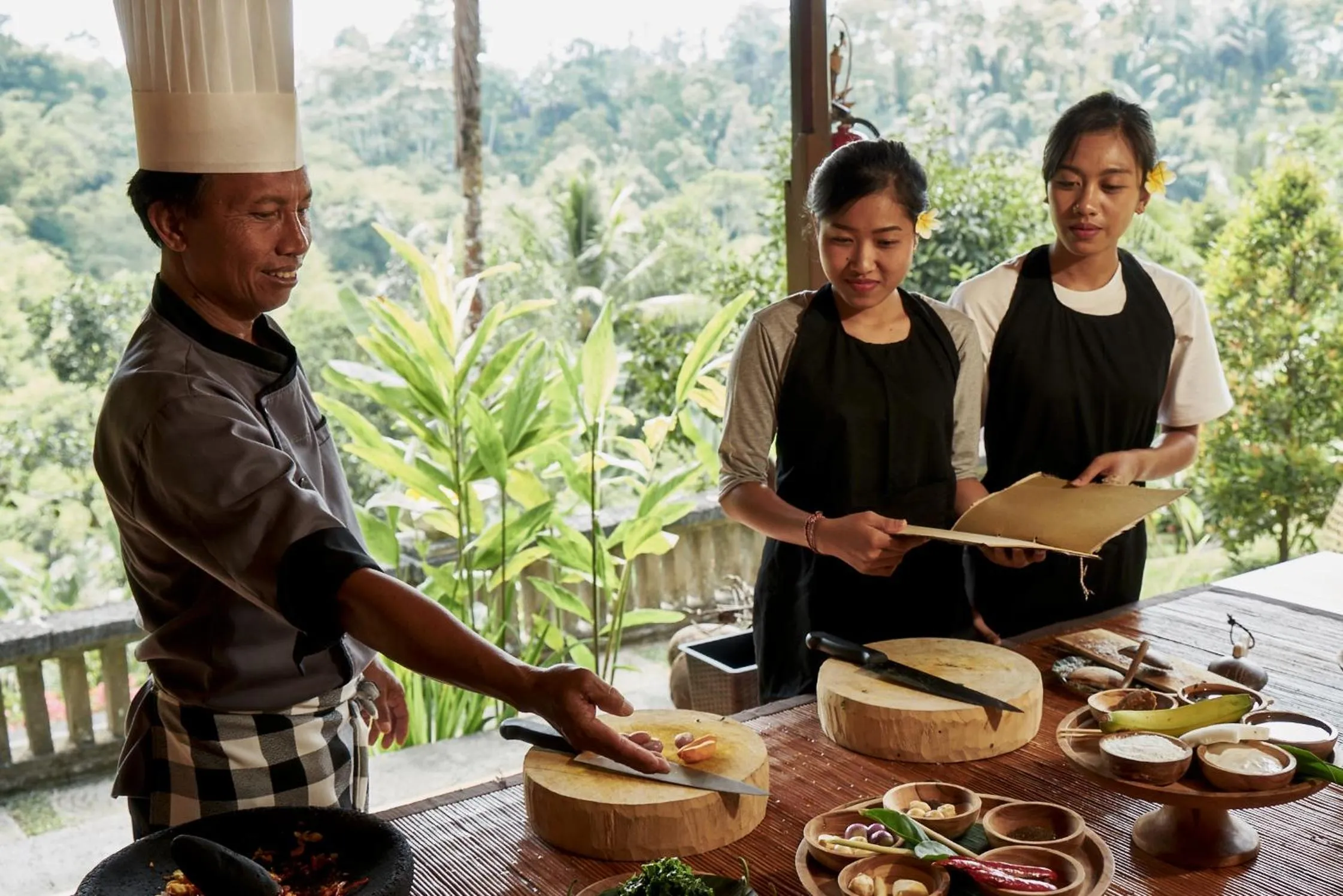 People in Bagus Jati Health & Wellbeing Retreat