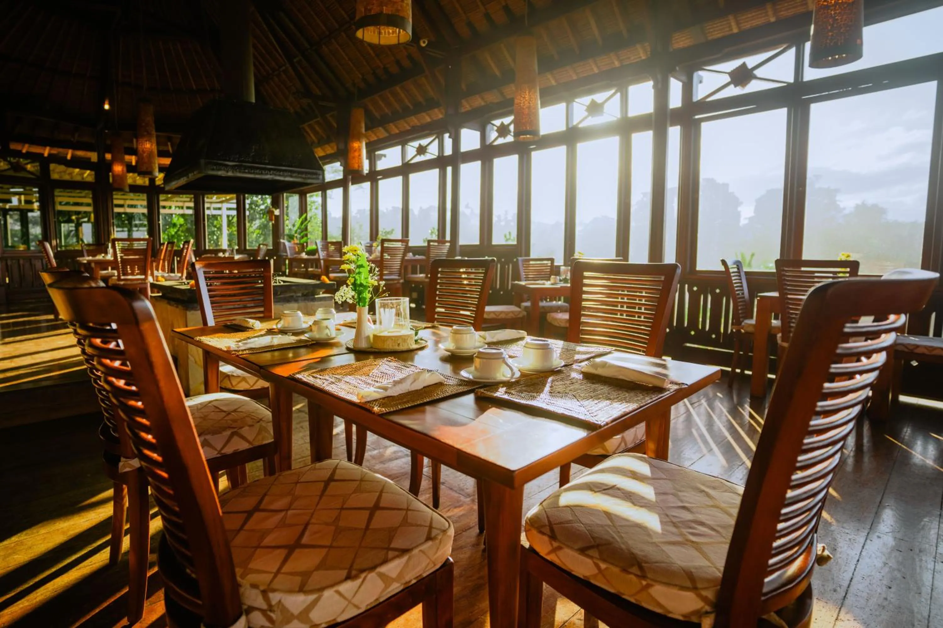 Restaurant/places to eat in Bagus Jati Health & Wellbeing Retreat