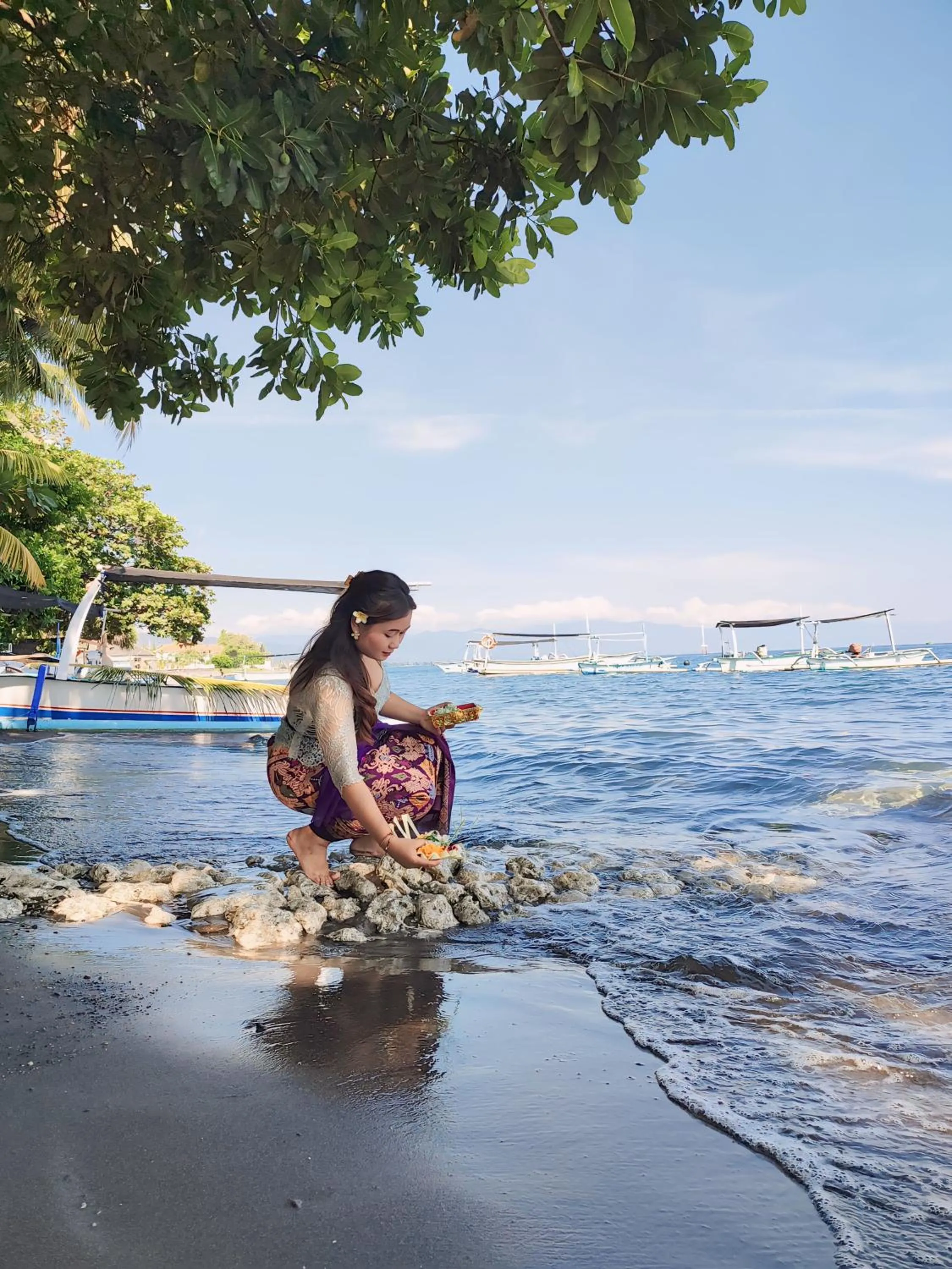 People in Puri Bagus Lovina