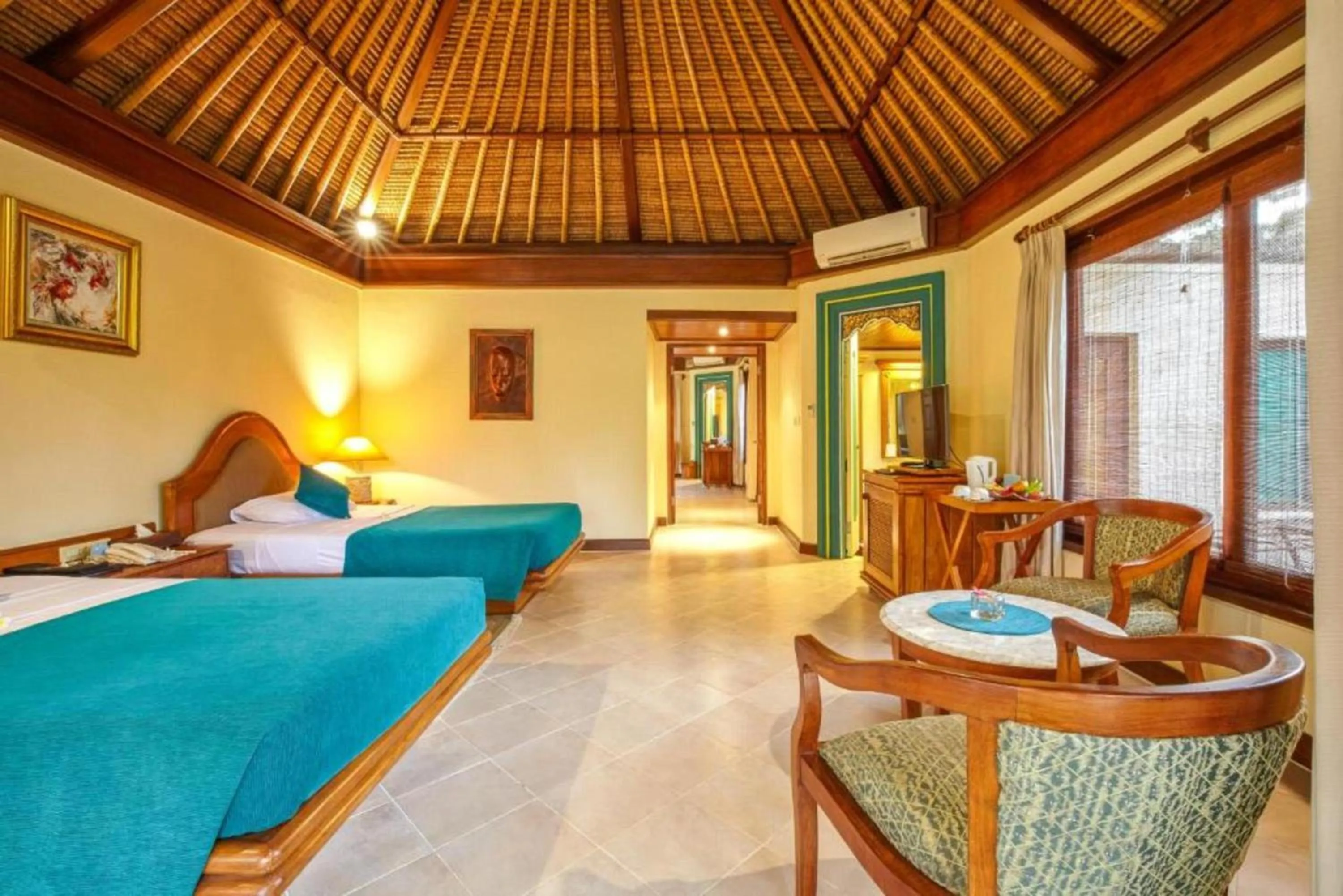 Bed in Puri Bagus Lovina