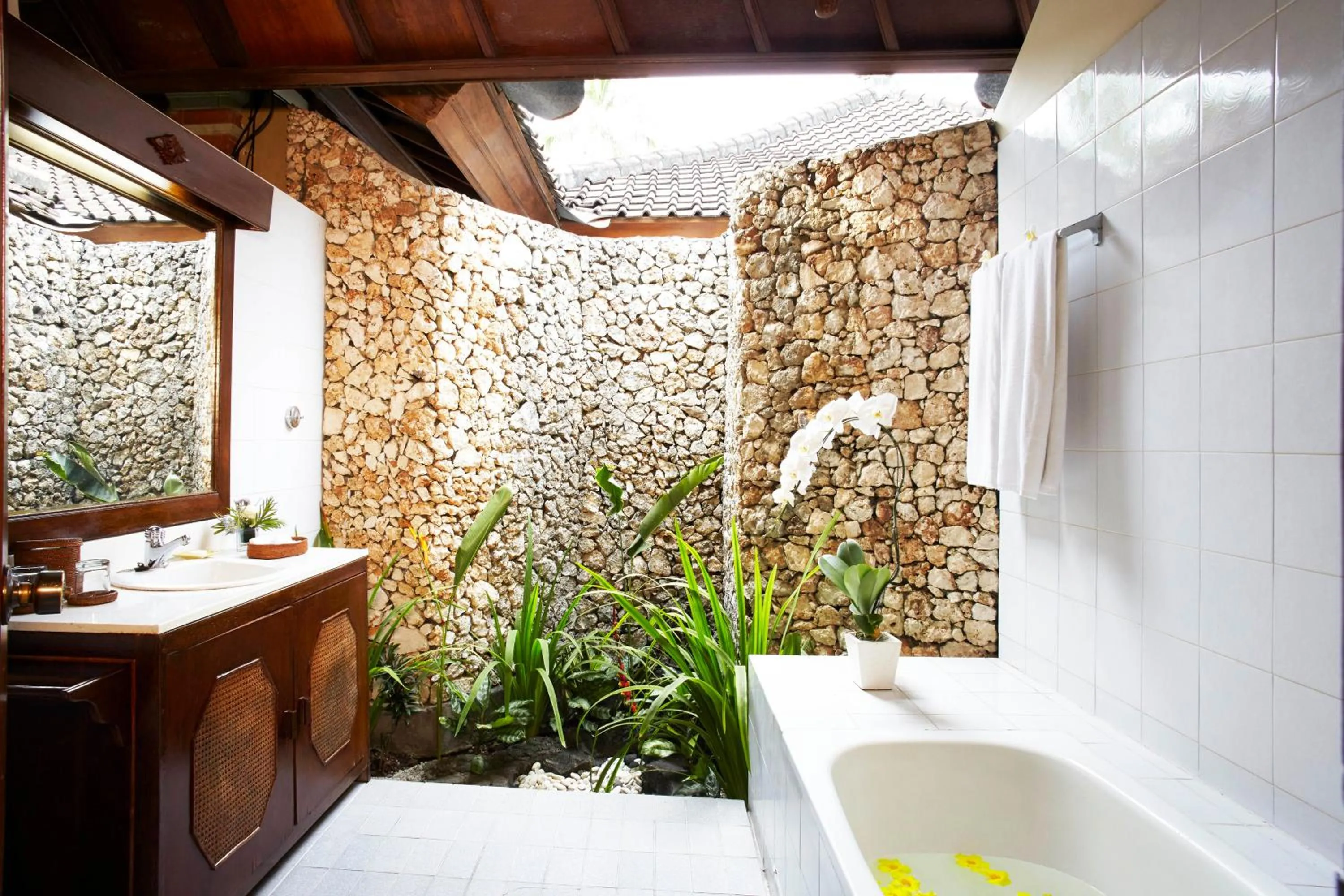 Bathroom in Puri Bagus Candidasa