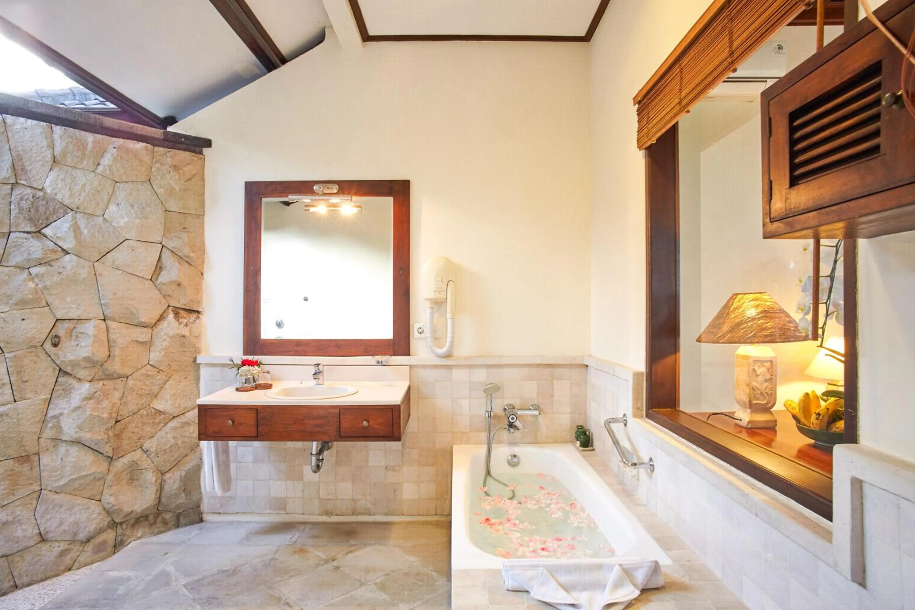 Bathroom in Puri Bagus Candidasa