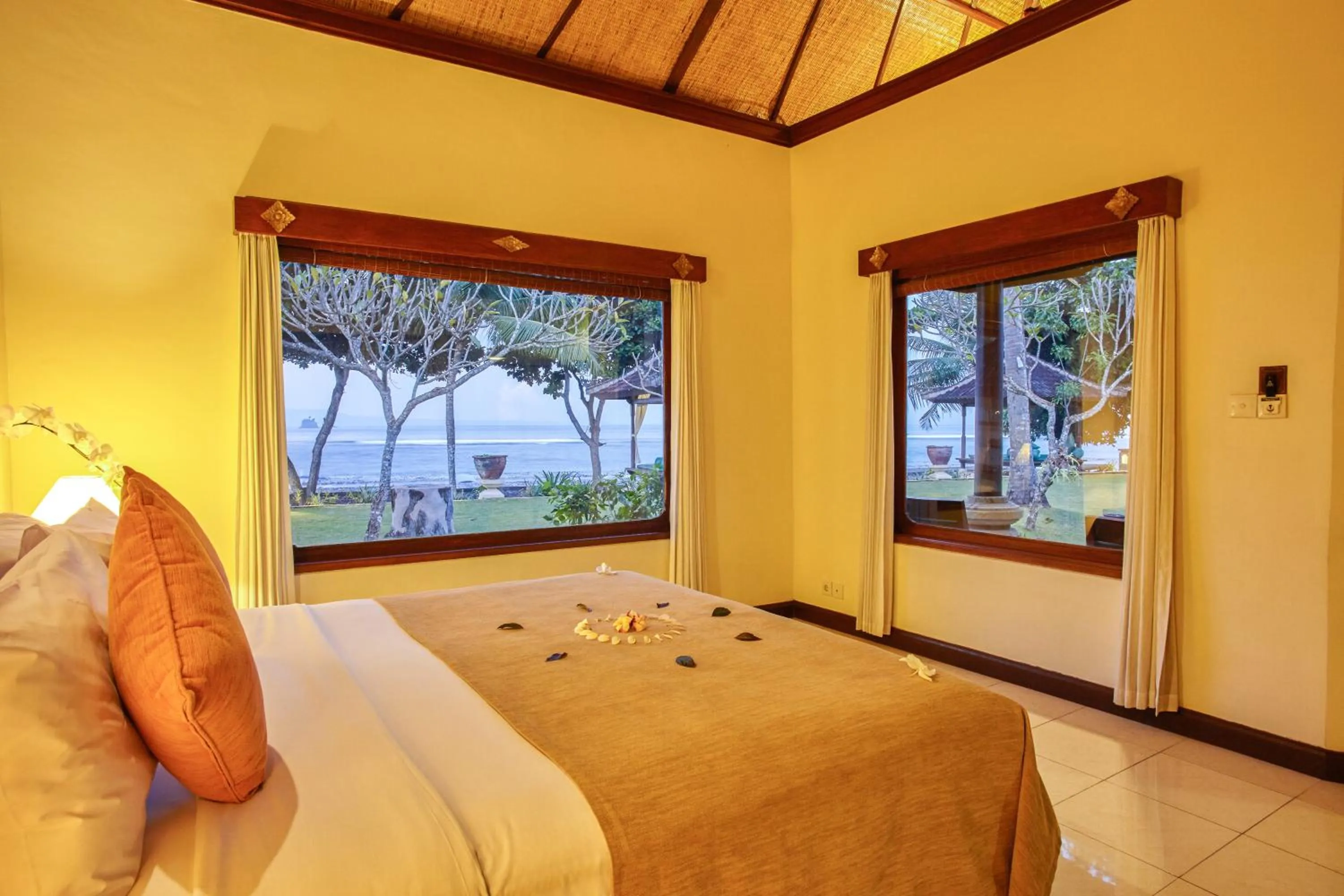 Bed in Puri Bagus Candidasa