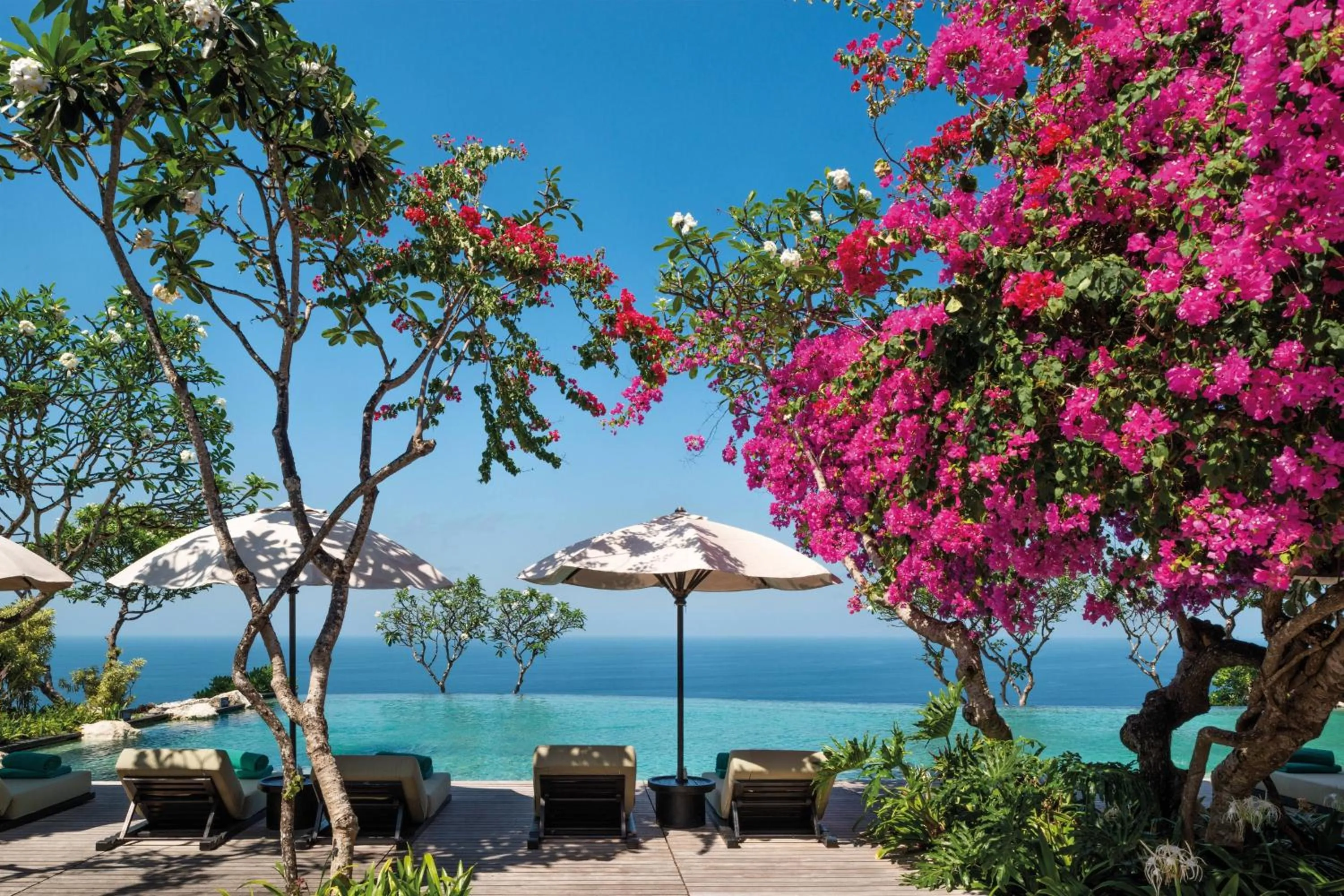 Swimming pool in Bvlgari Resort Bali