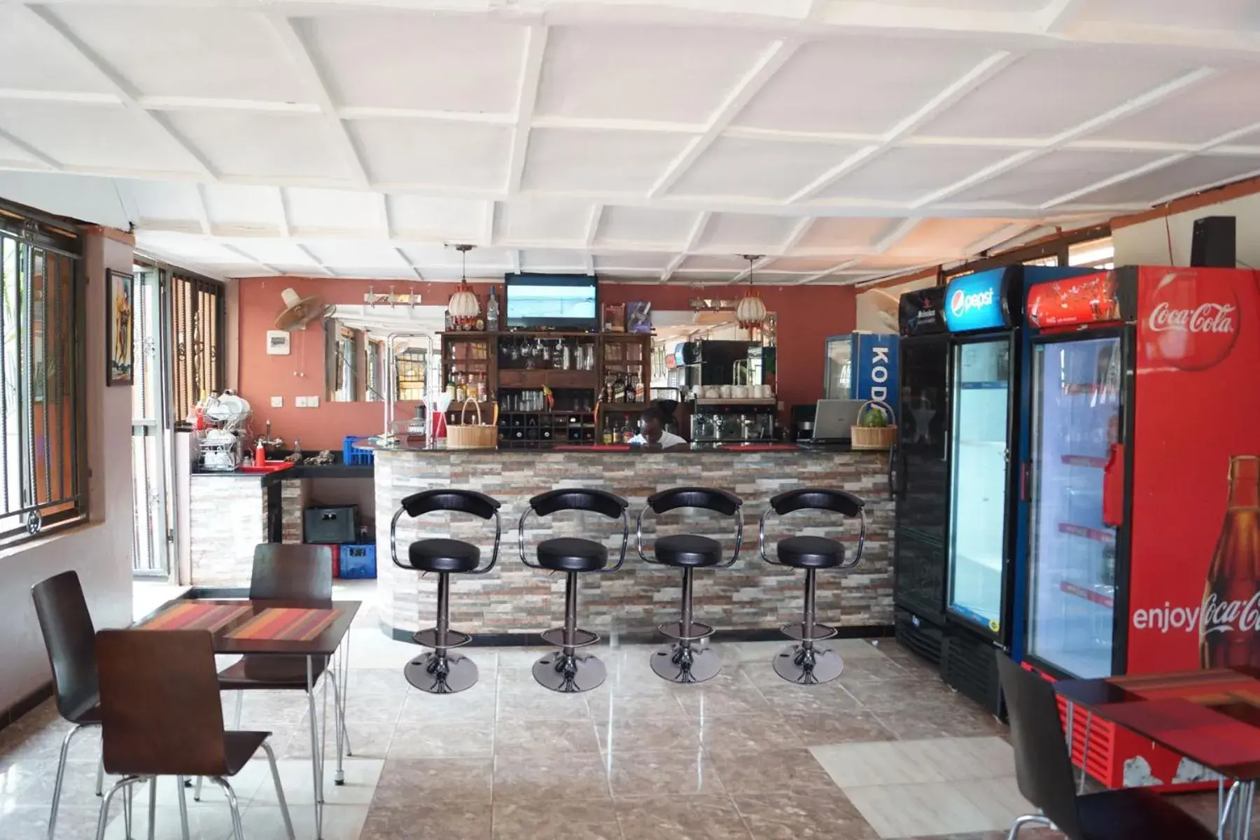 Restaurant/places to eat in Biyem Hotel Restaurant/places to eat in Biyem Hotel