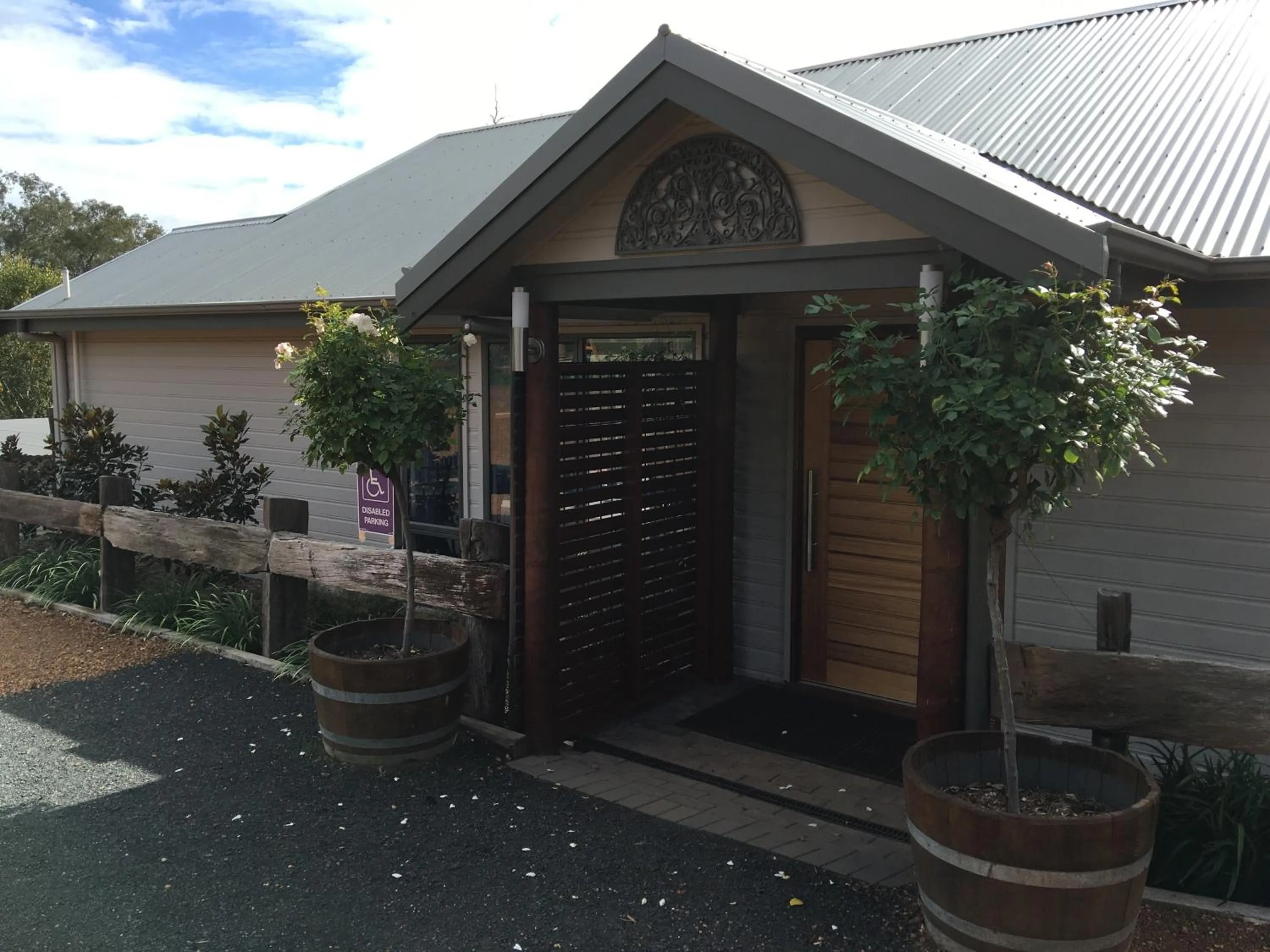 Area and facilities in Rickaty on Blackwood