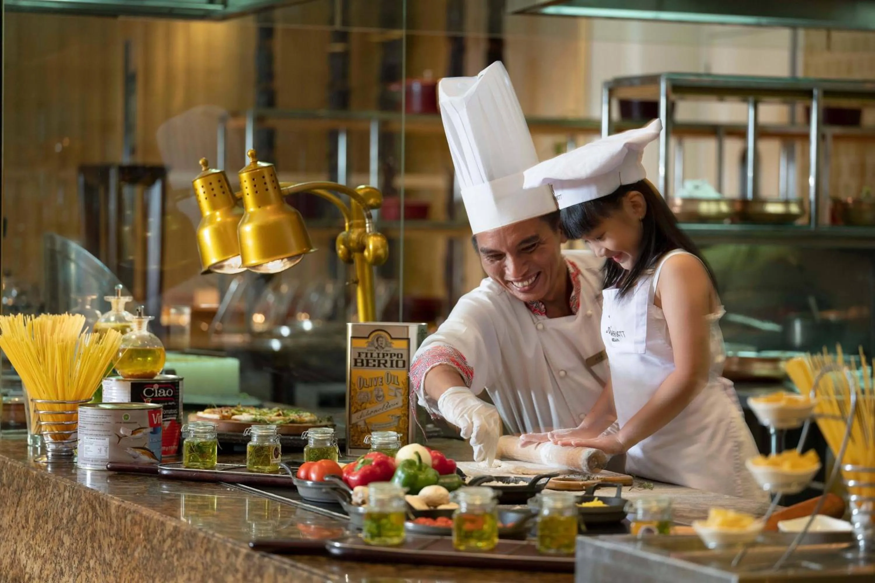 Restaurant/places to eat in JW Marriott Hotel Medan
