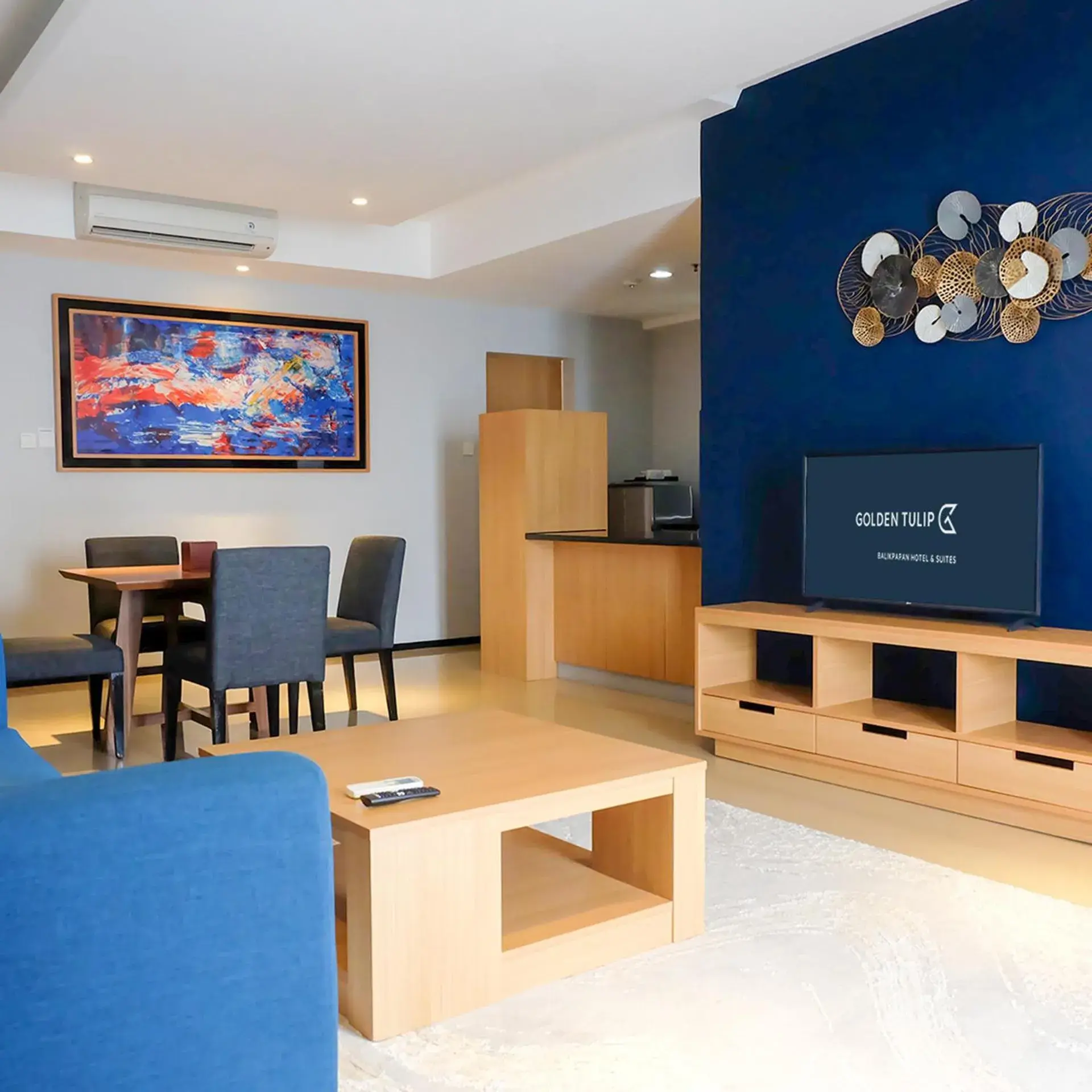 Living room in Golden Tulip Balikpapan Hotel & Suites Living room in Golden Tulip Balikpapan Hotel & Suites