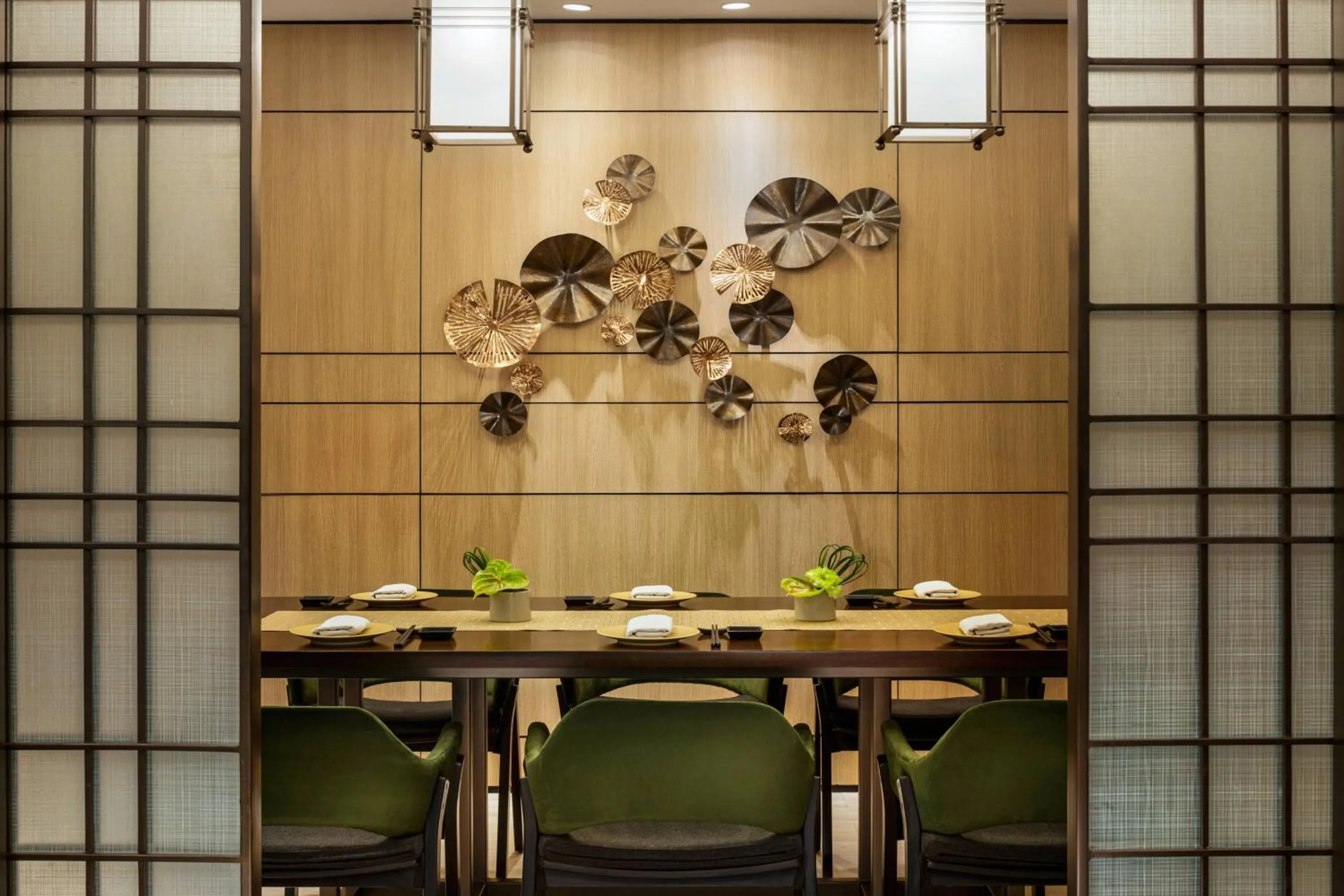 Restaurant/places to eat in JW Marriott Hotel Surabaya