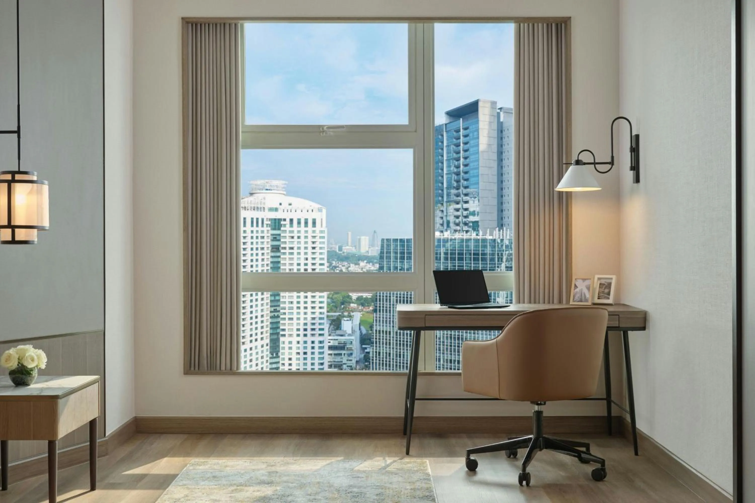 Photo of the whole room in The Mayflower, Jakarta-Marriott Executive Apartments