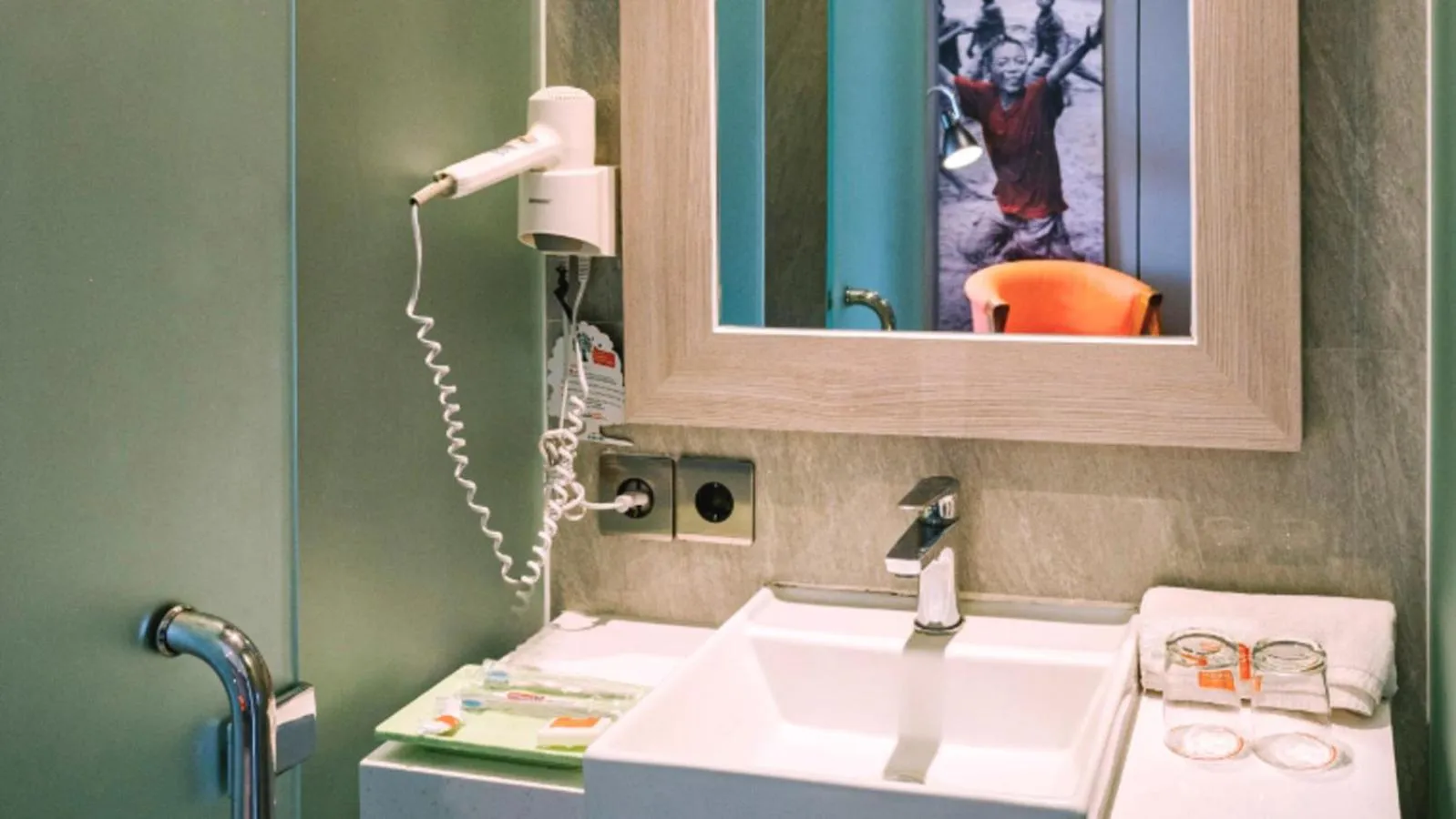 Bathroom in HARRIS Hotel & Residences Riverview Kuta, Bali