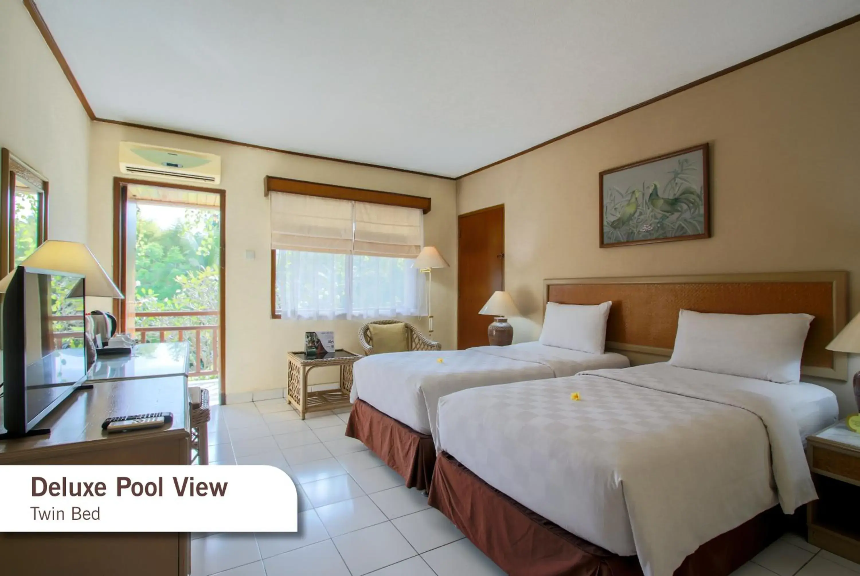 Deluxe Twin Room with Pool View in The Jayakarta Yogyakarta Hotel & Spa Deluxe Twin Room with Pool View in The Jayakarta Yogyakarta Hotel & Spa