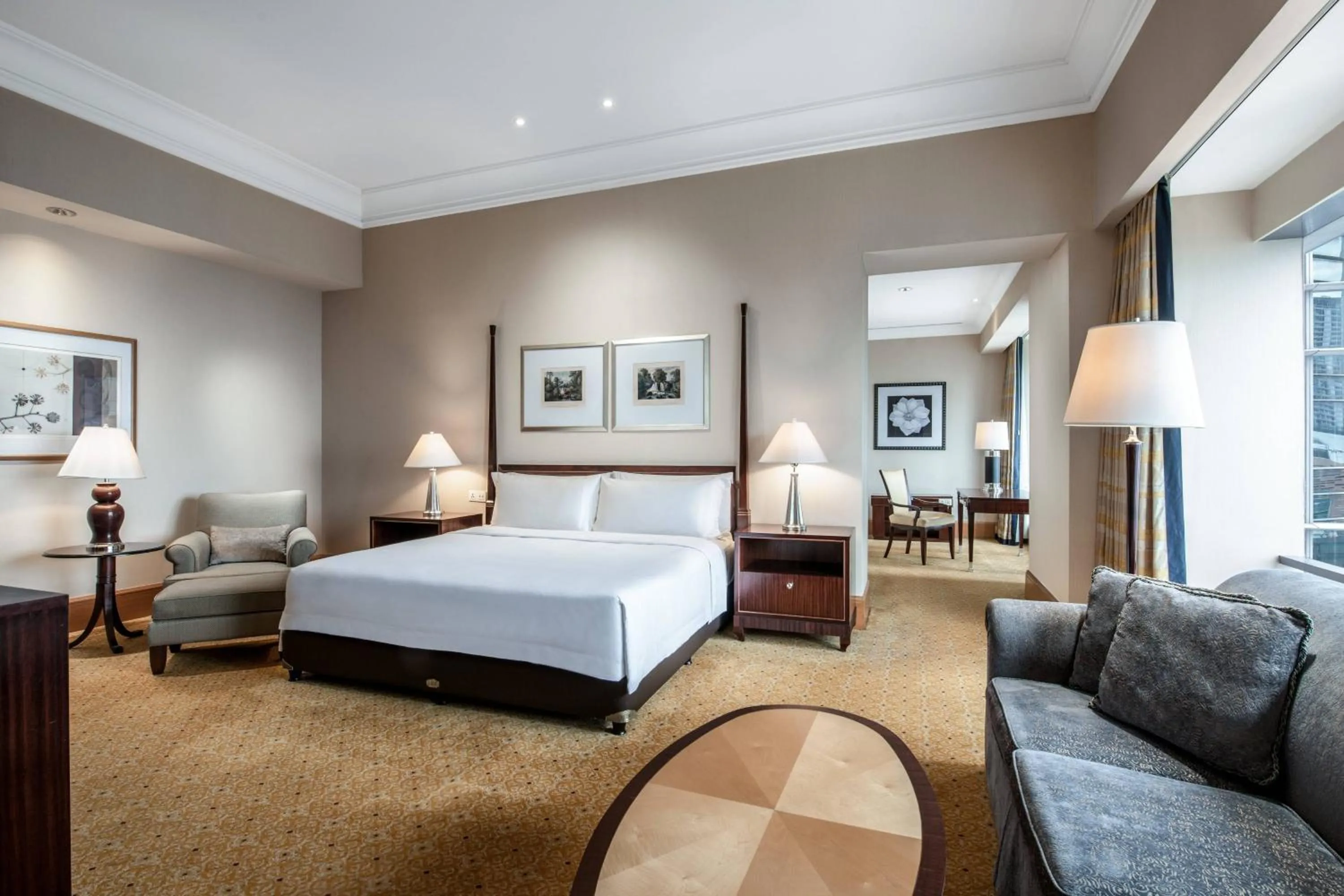 Photo of the whole room, Bed in The Ritz-Carlton Jakarta, Mega Kuningan