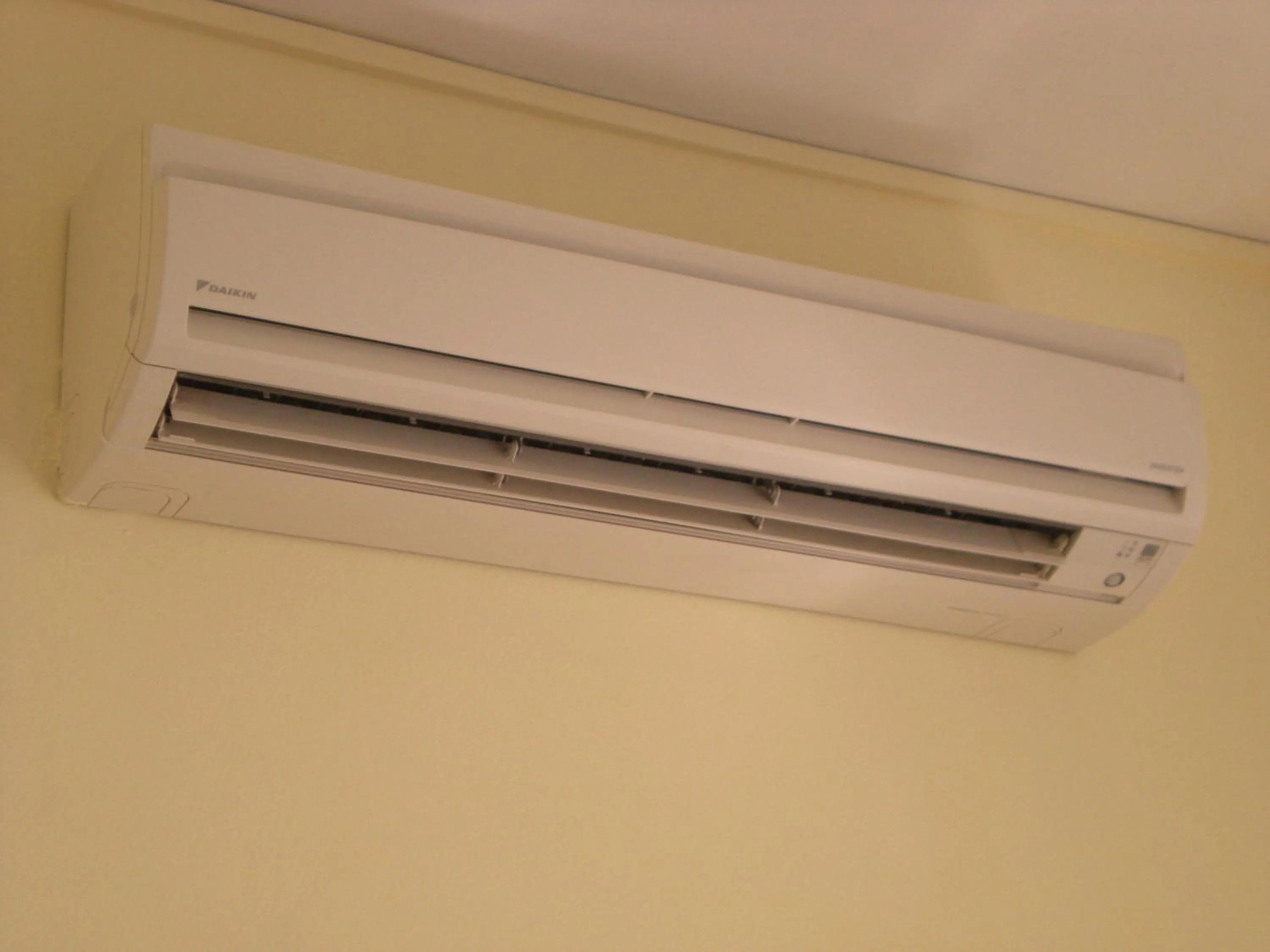 Communal lounge/ TV room in Hotel Garni Tahiti