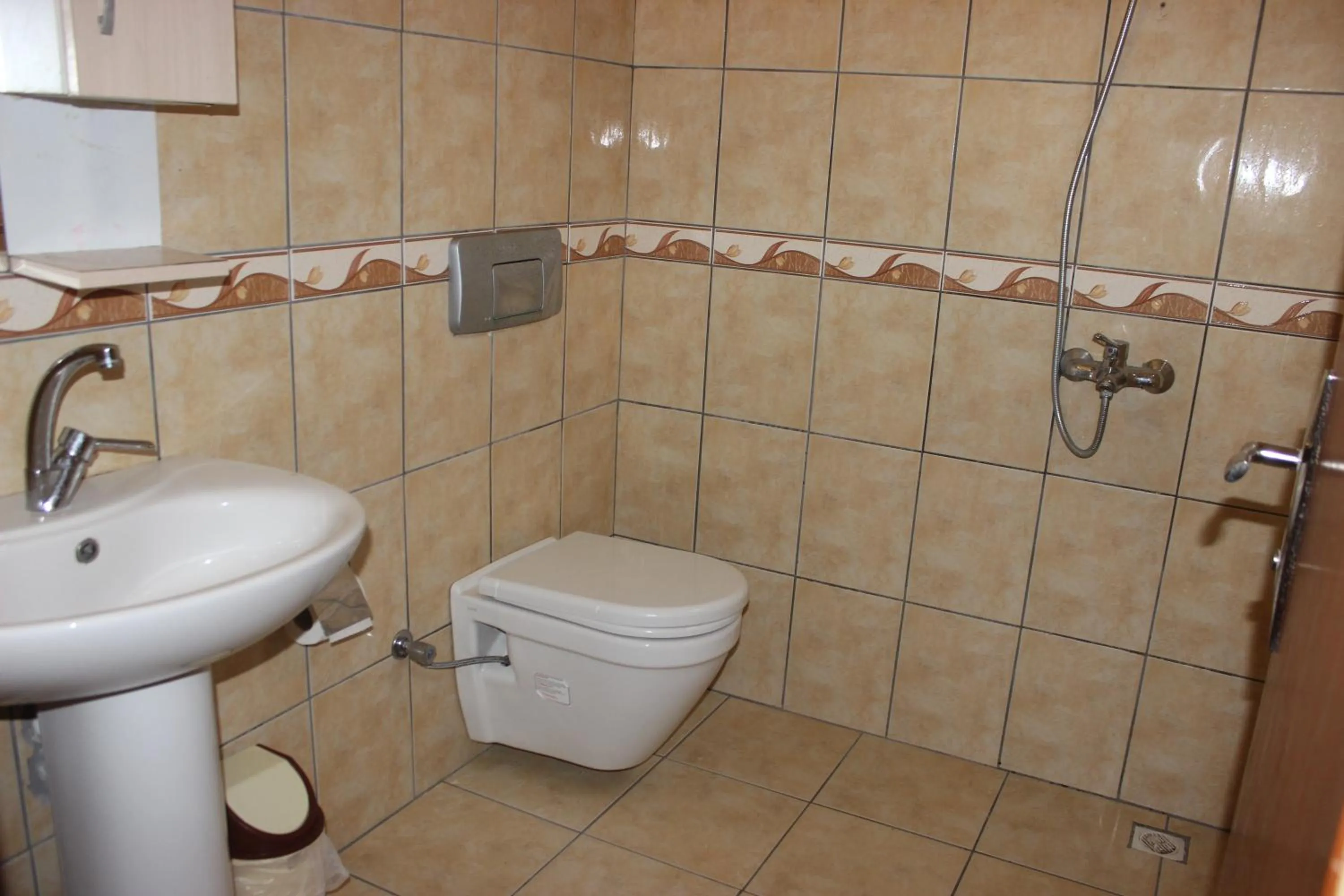 Bathroom in Alibaba Pension